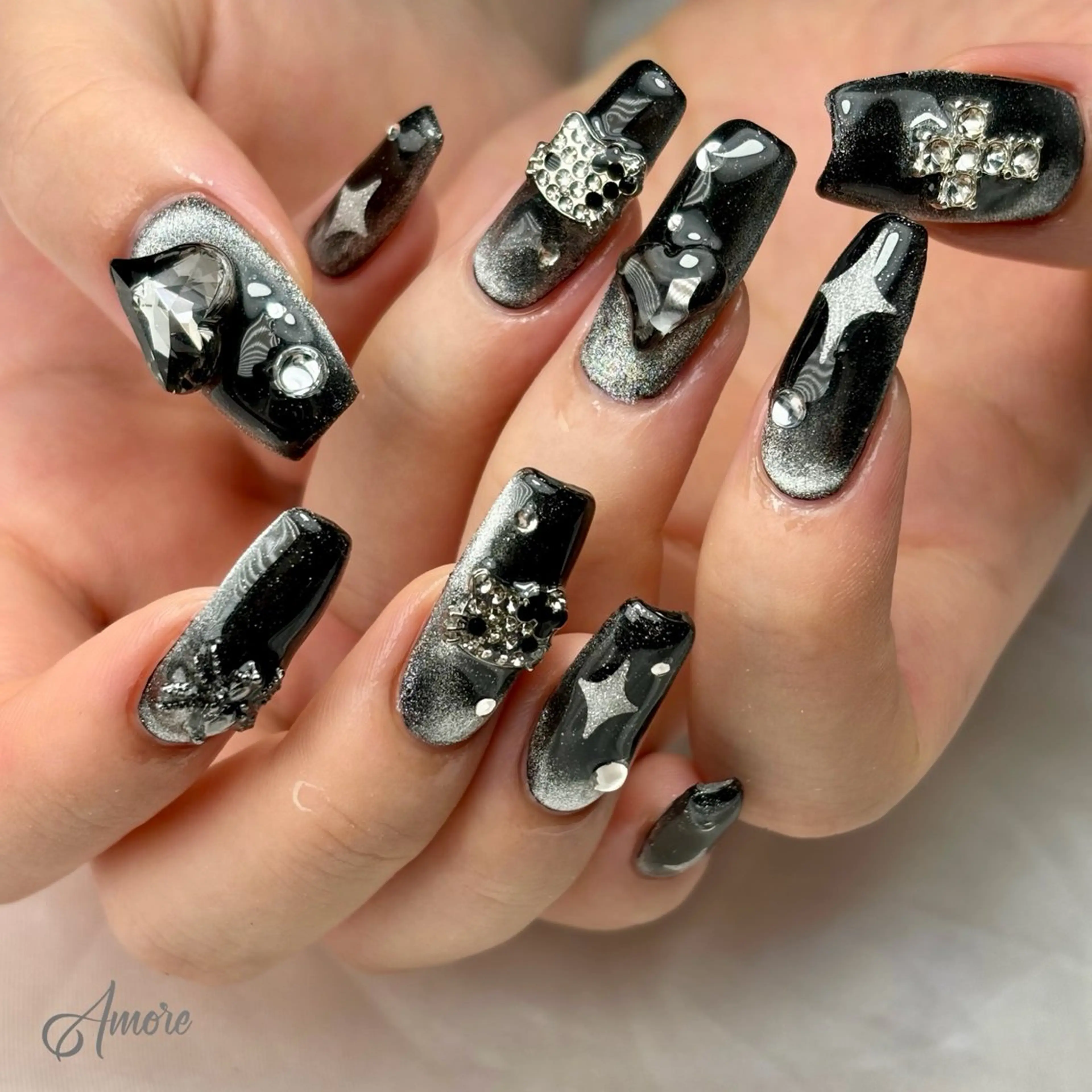 ネイル ジェルネイル キラキラネイル 韓国ネイル マグネットネイル パラジェル You kyehwaのネイルデザイン