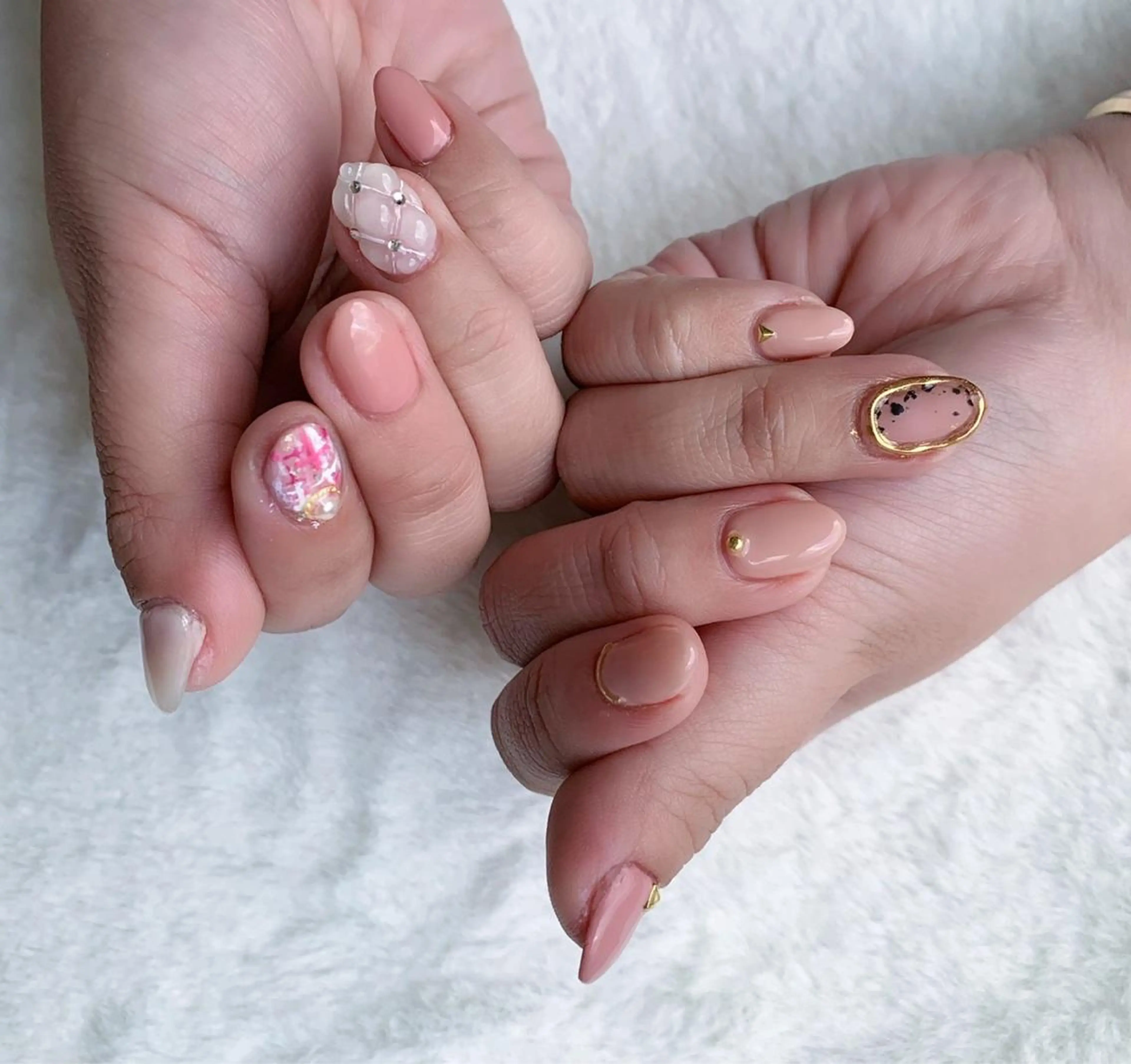ネイル アニマル柄 アートネイル ニュアンスネイル ネイルチップ ハンドネイル x.1.0.nail ♡Cのネイルデザイン