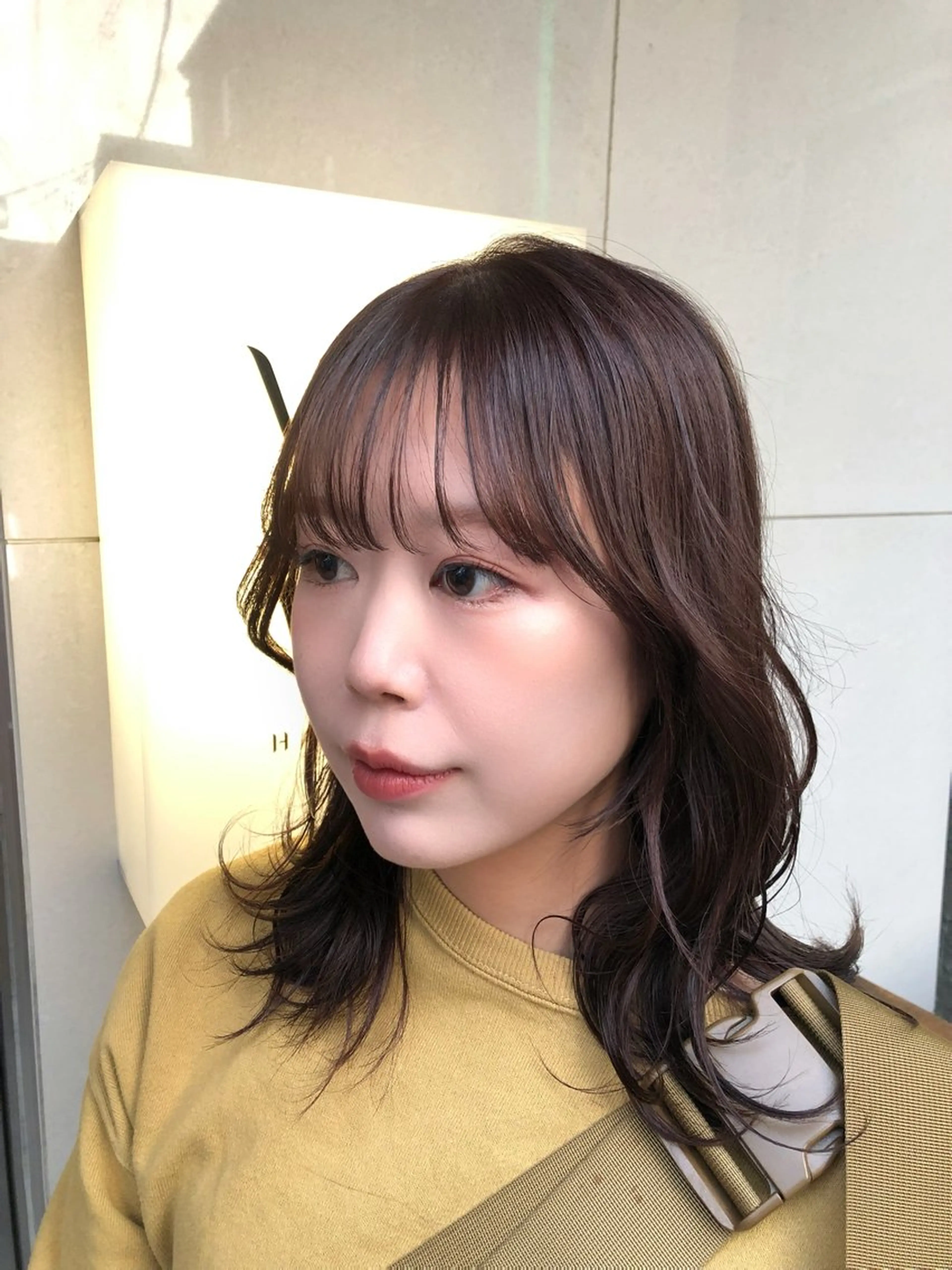ミディアム カラー ブリーチ 透明感カラー カット ヘアカラー トリートメント WAWA miu🌷のヘアスタイル