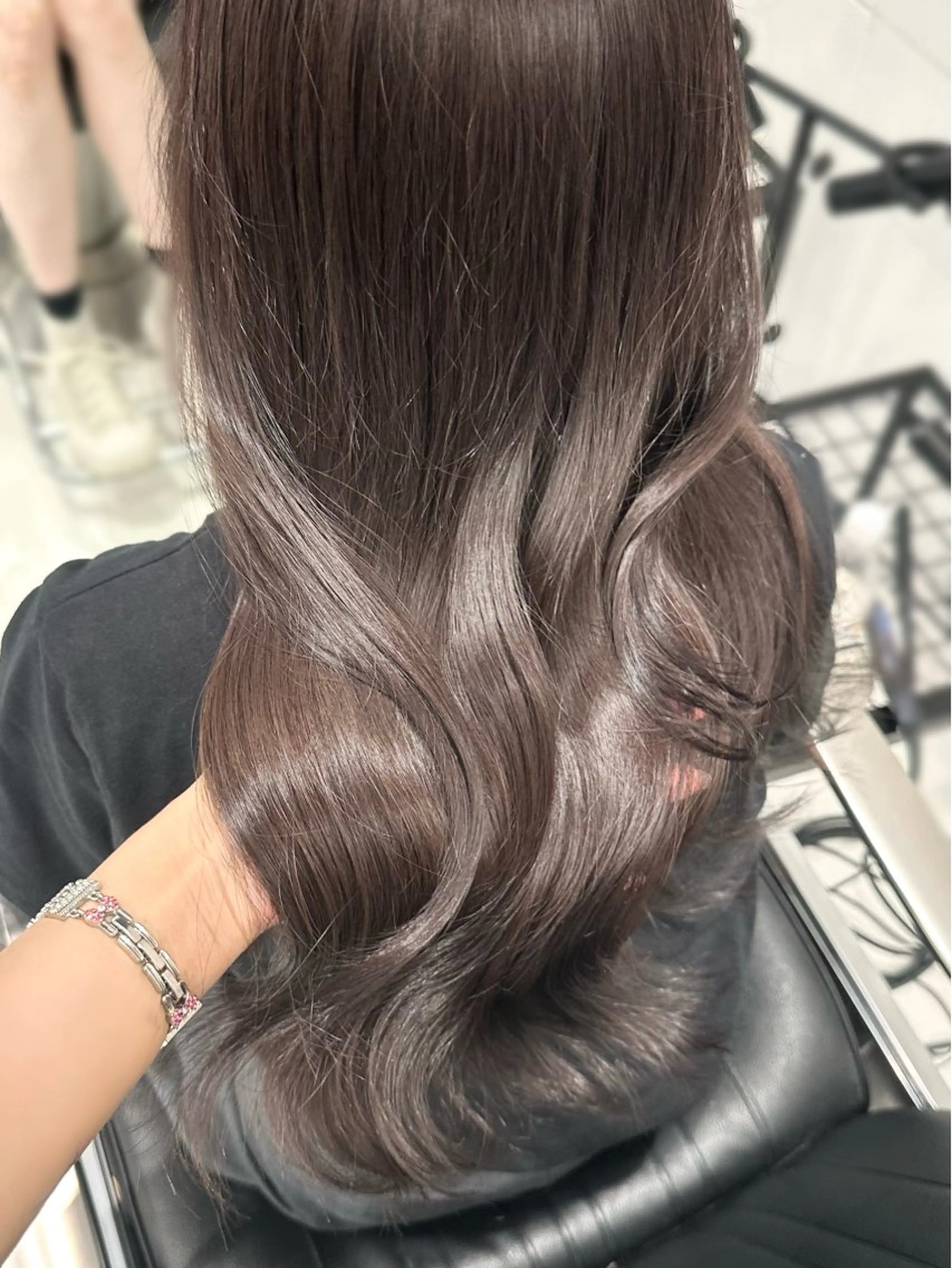 セミロング カット ヘアカラー トリートメント ヘアセット 🎀ミカ/レイヤー/ 韓国ヘア/原宿🎀のヘアスタイル