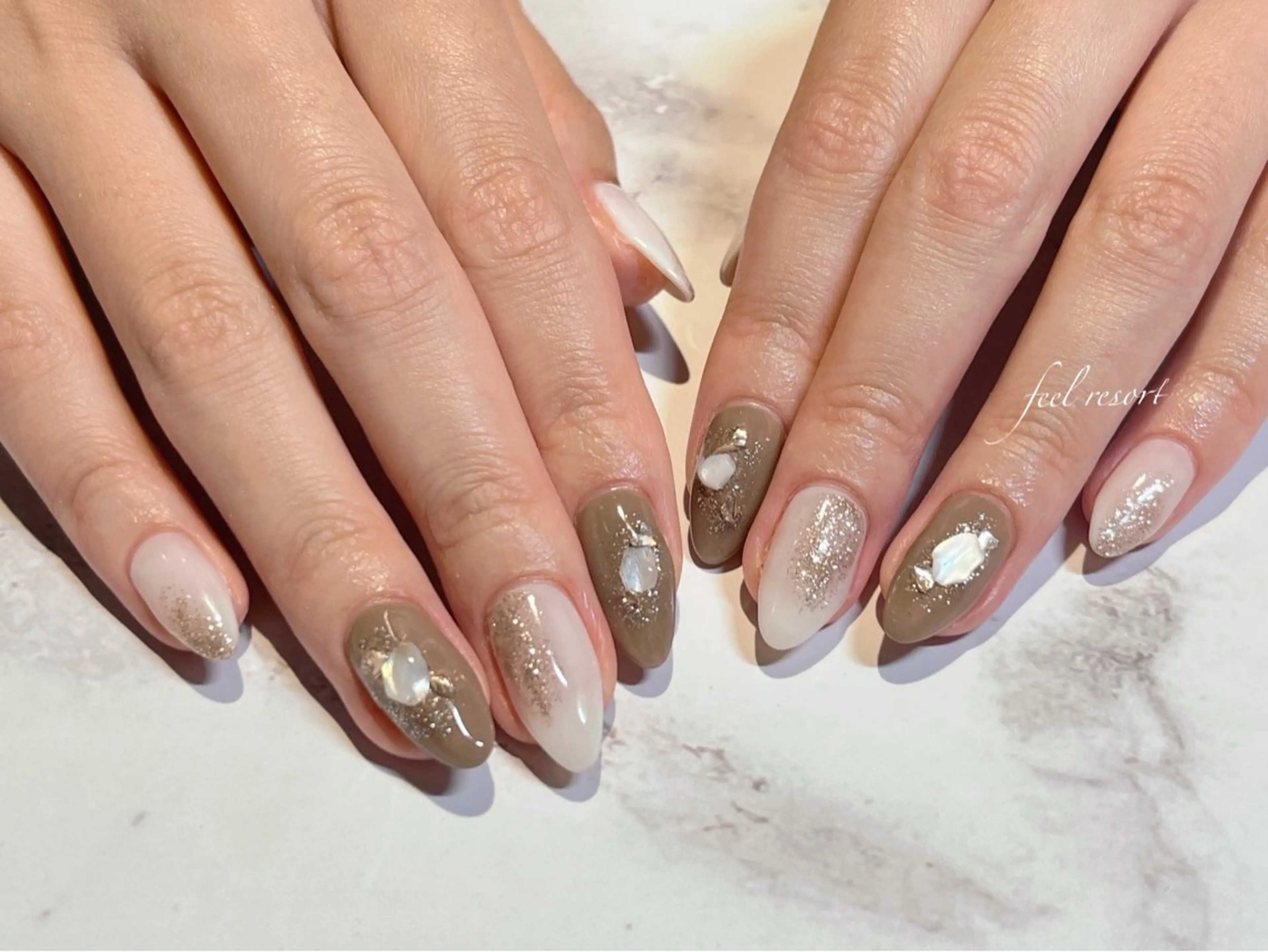 ネイル 長さ出し フットネイル フレンチネイル ジェルネイル ガラスフレンチ ハンドネイル Lien（リアン） 銀座駅6分のネイルデザイン