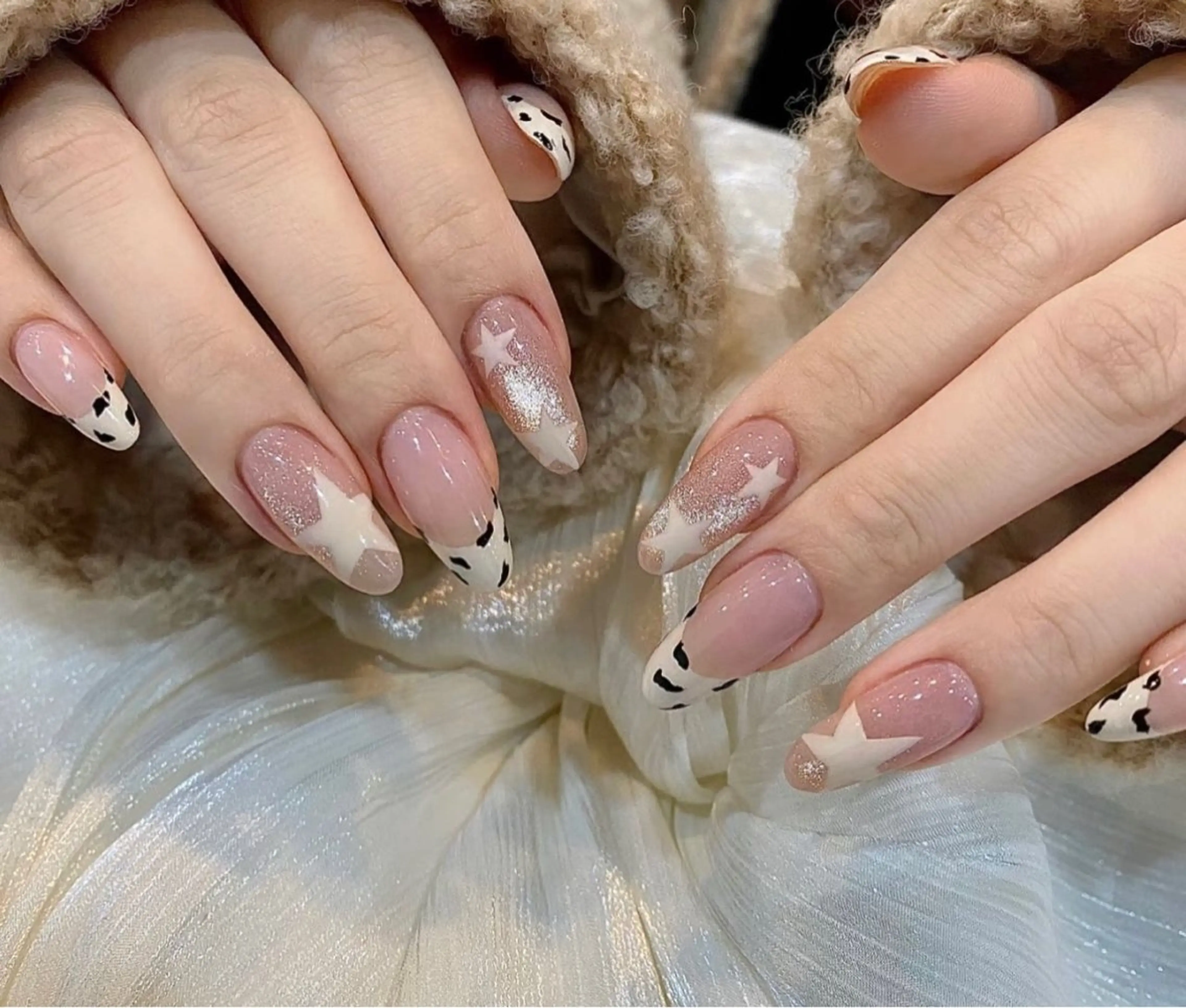 ネイル 🎀PG🩵 ネイルサロンのネイルデザイン