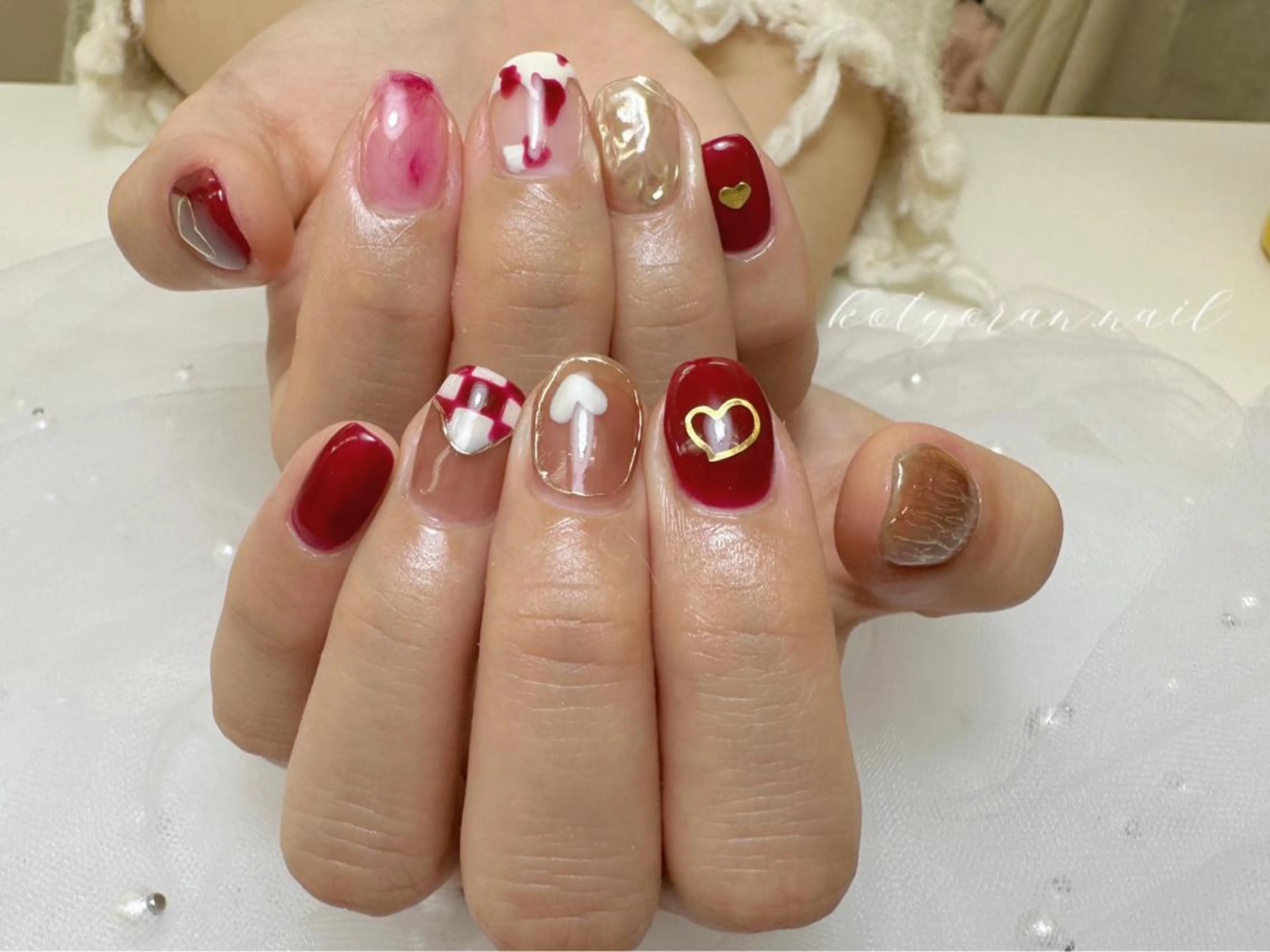 ネイル ハンドネイル Mona【パラジェル ・長さ出し専門店】のネイルデザイン