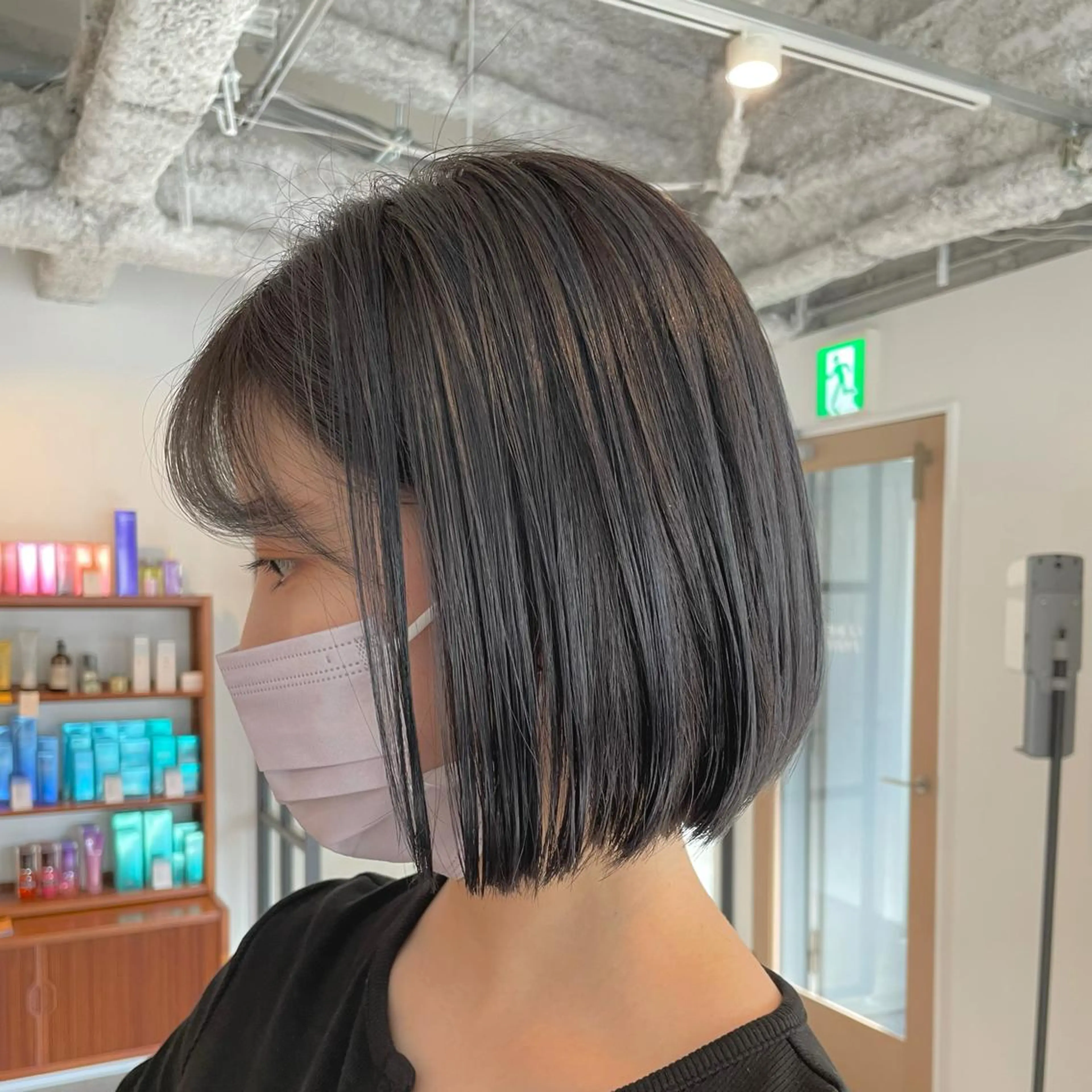 ショート カラー ヘアアレンジ REONA🪽✨薬院 レイヤーカット🫧のヘアスタイル