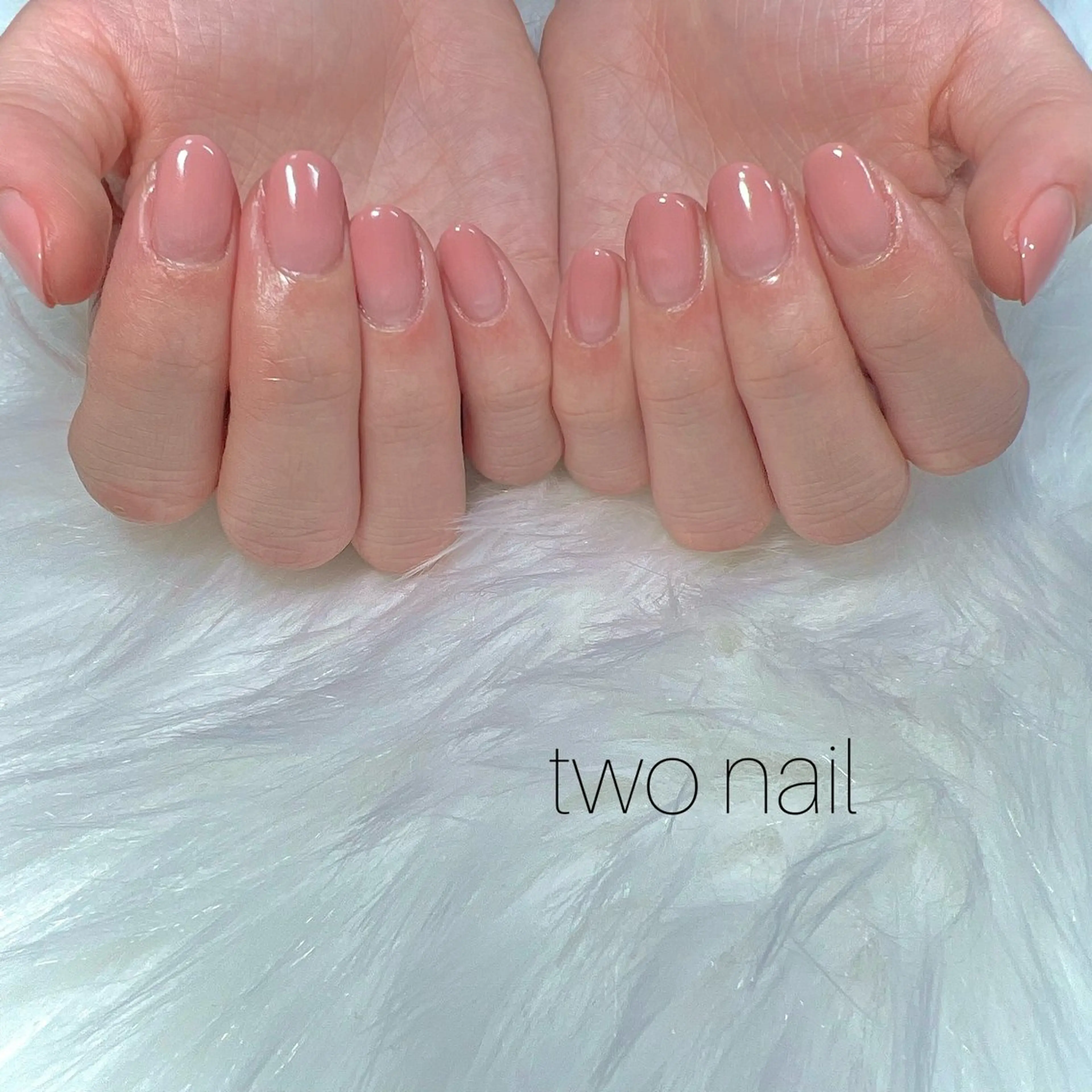 ネイル ネイルチップ ホワイト ハンドネイル two nailのネイルデザイン