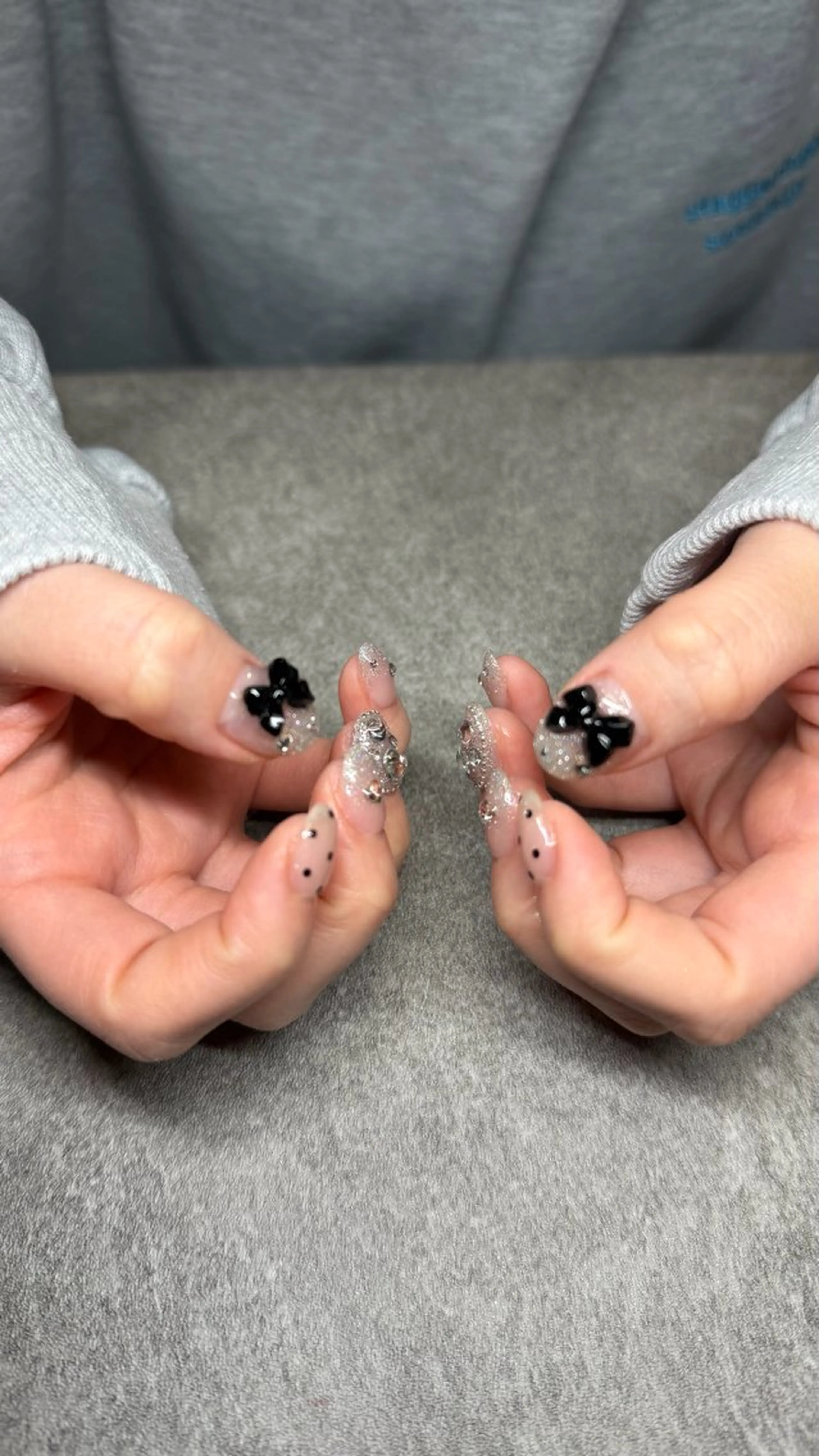 ネイル 𝐧𝐚𝐢𝐥 𝐌𝐢𝐖𝐢𝐢のネイルデザイン