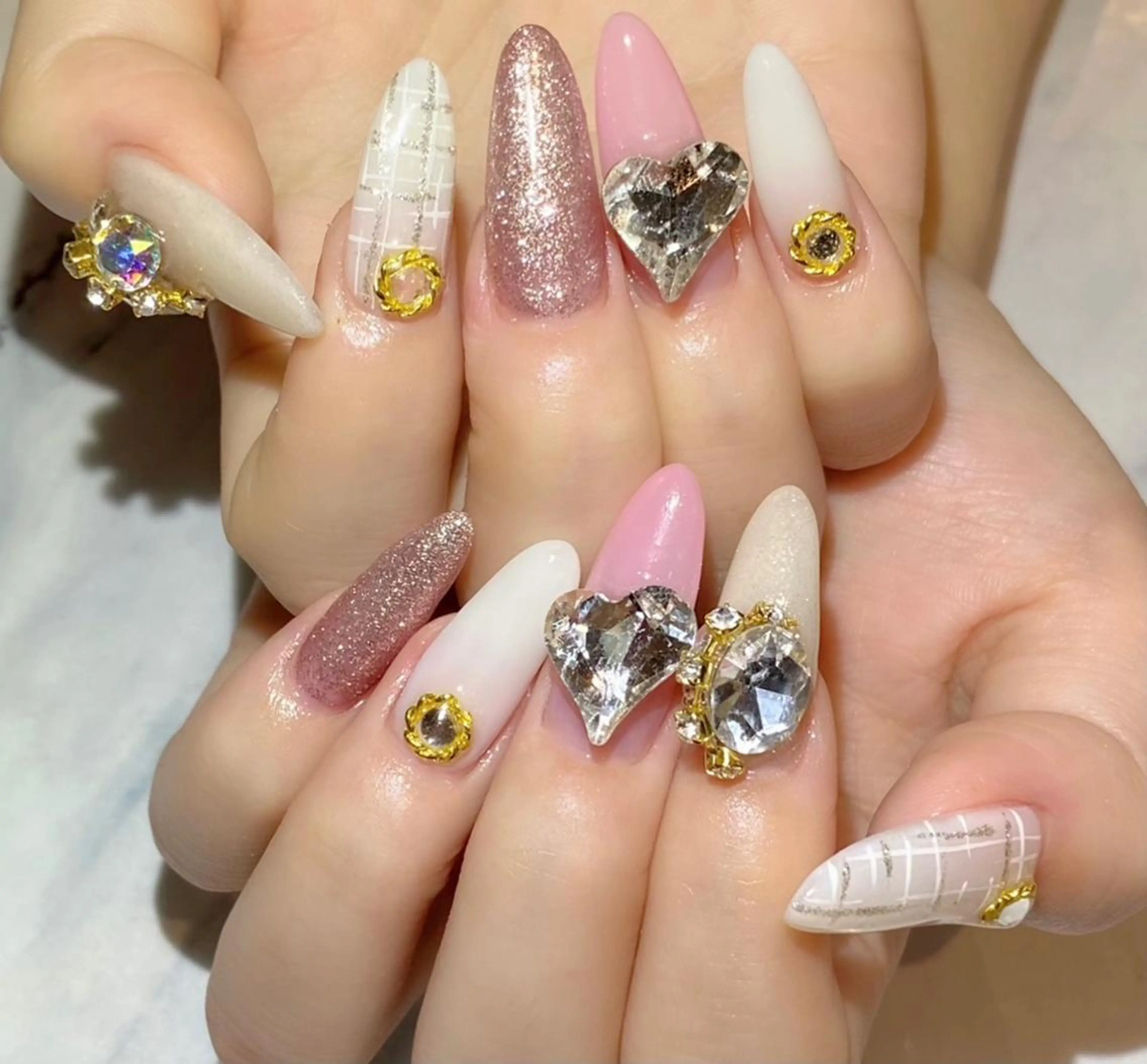 ネイル ハンドネイル Lino+ ネイル&よもぎ蒸しのネイルデザイン