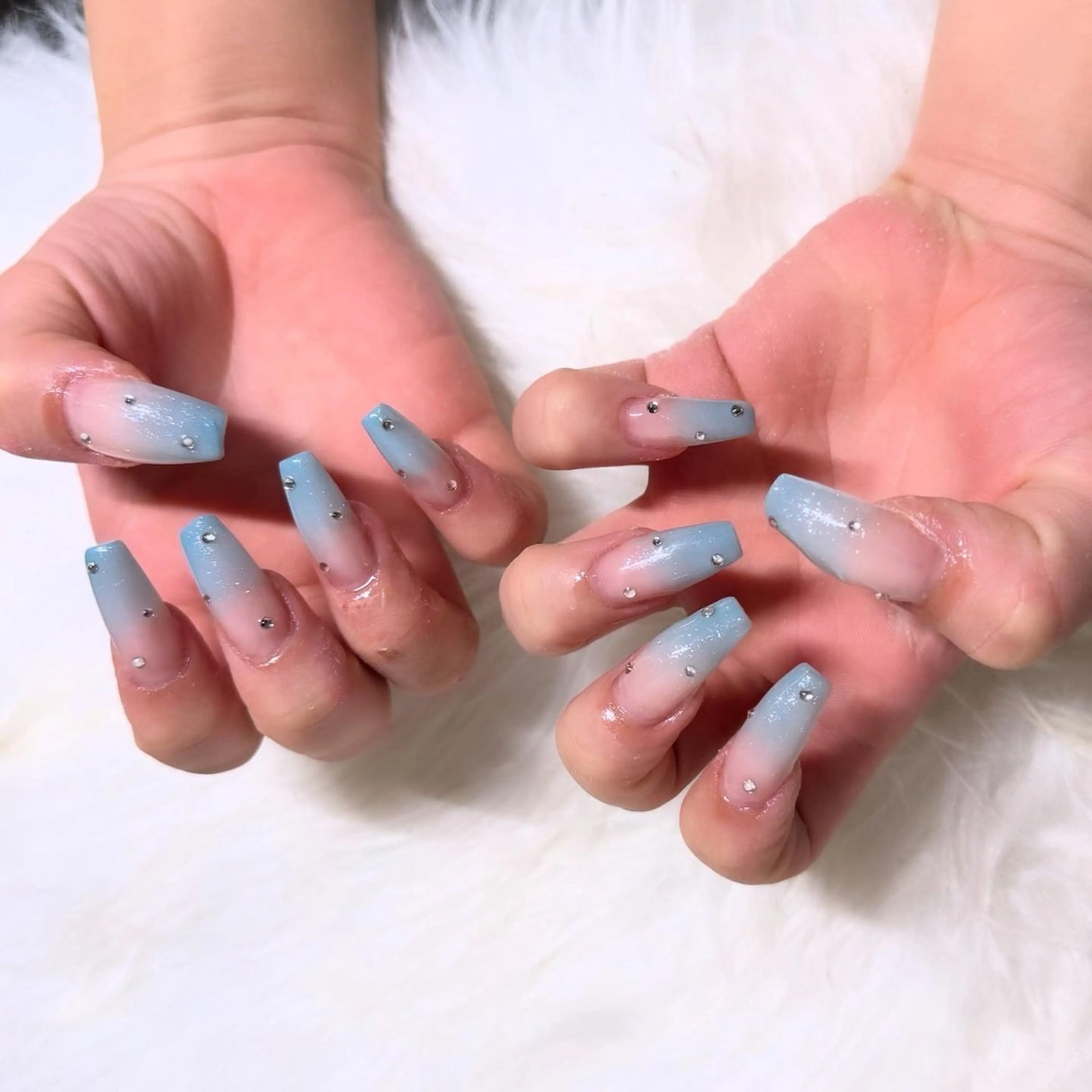 ロング ハンドネイル mao .のネイルデザイン