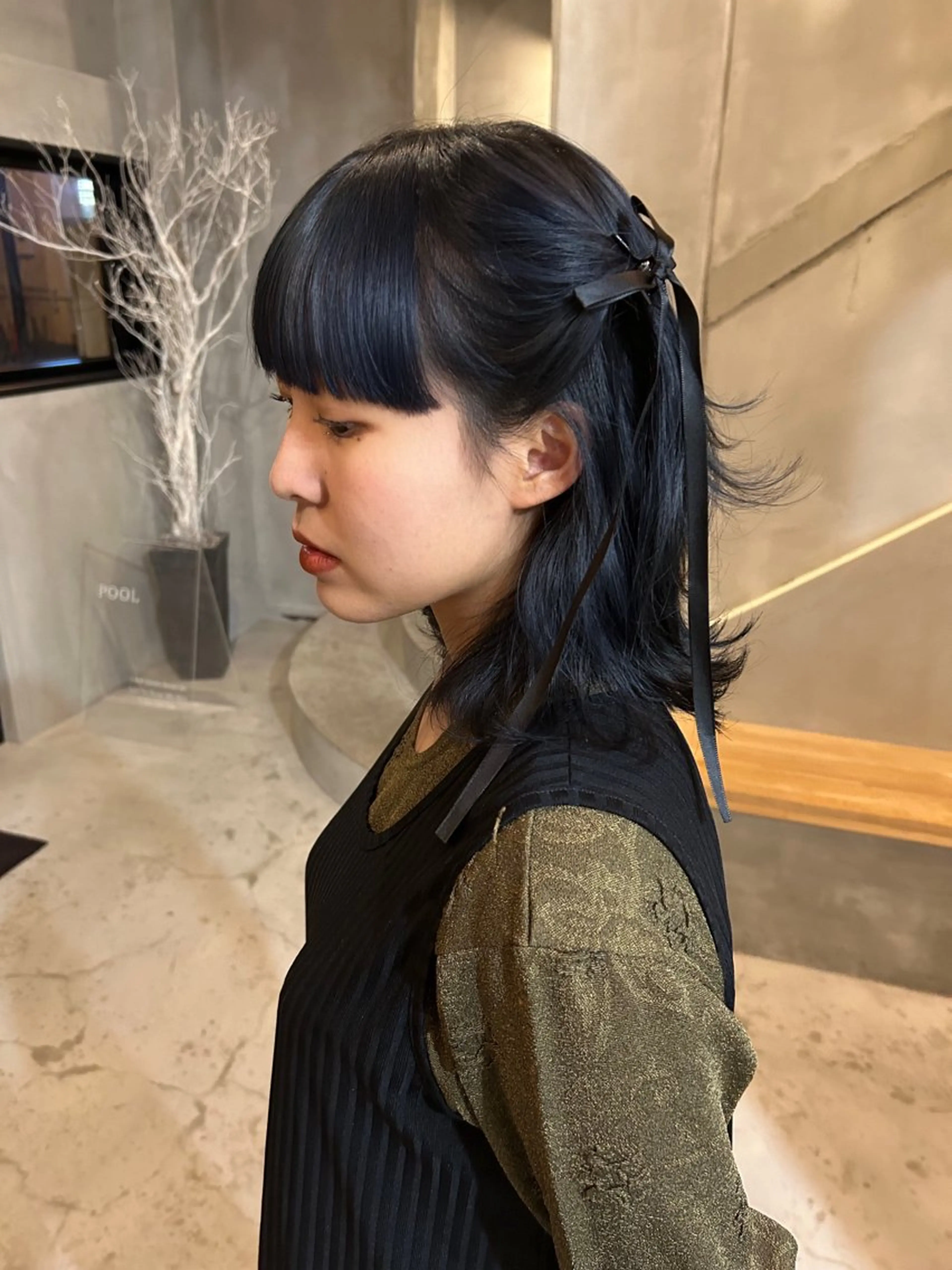 カラー ネイビーカラー 古澤 芽依のヘアスタイル