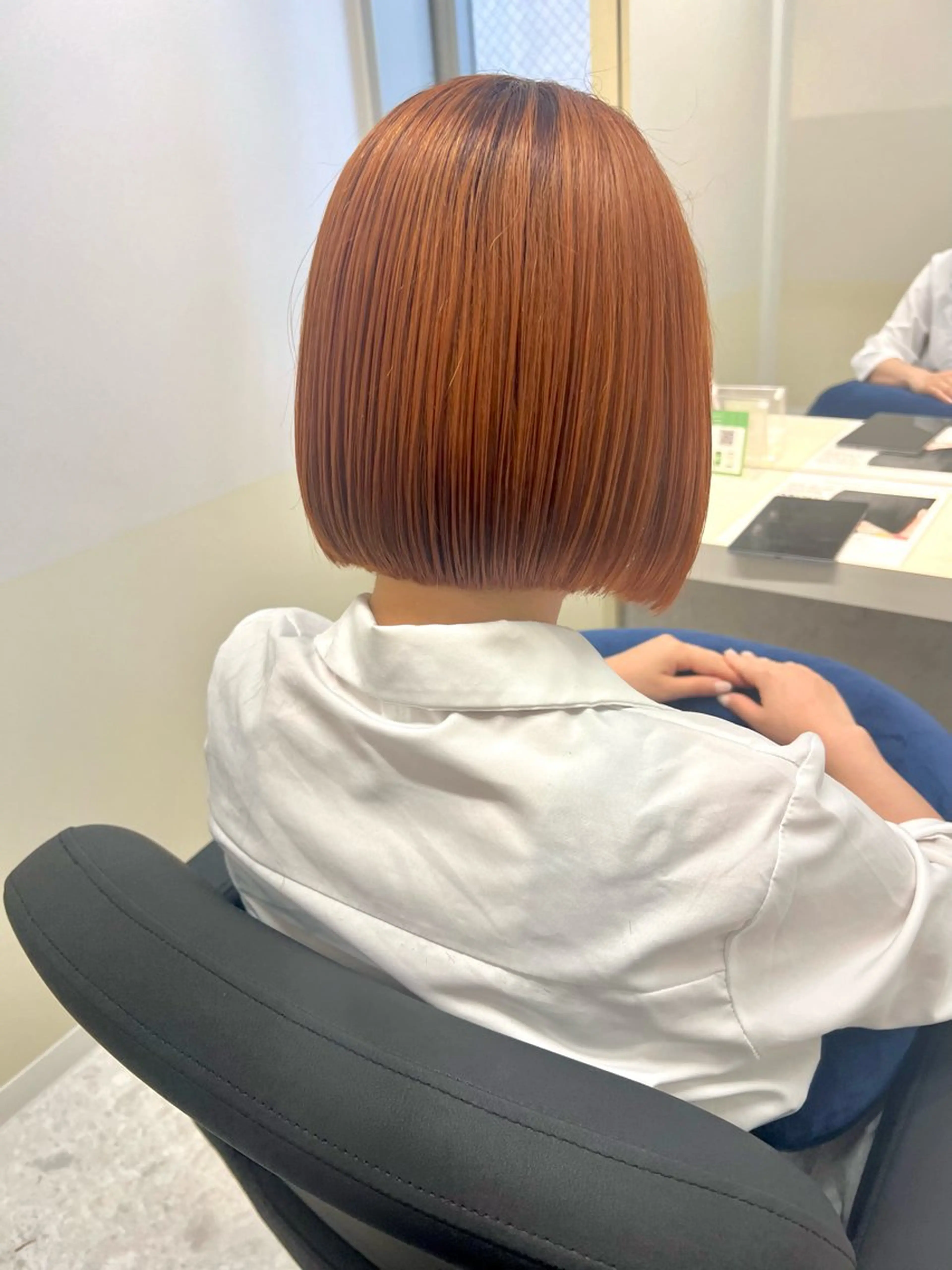 ショート カラー ブリーチ オレンジ 半個室サロン/透明感 /艶髪♡岸上 温♡のヘアスタイル