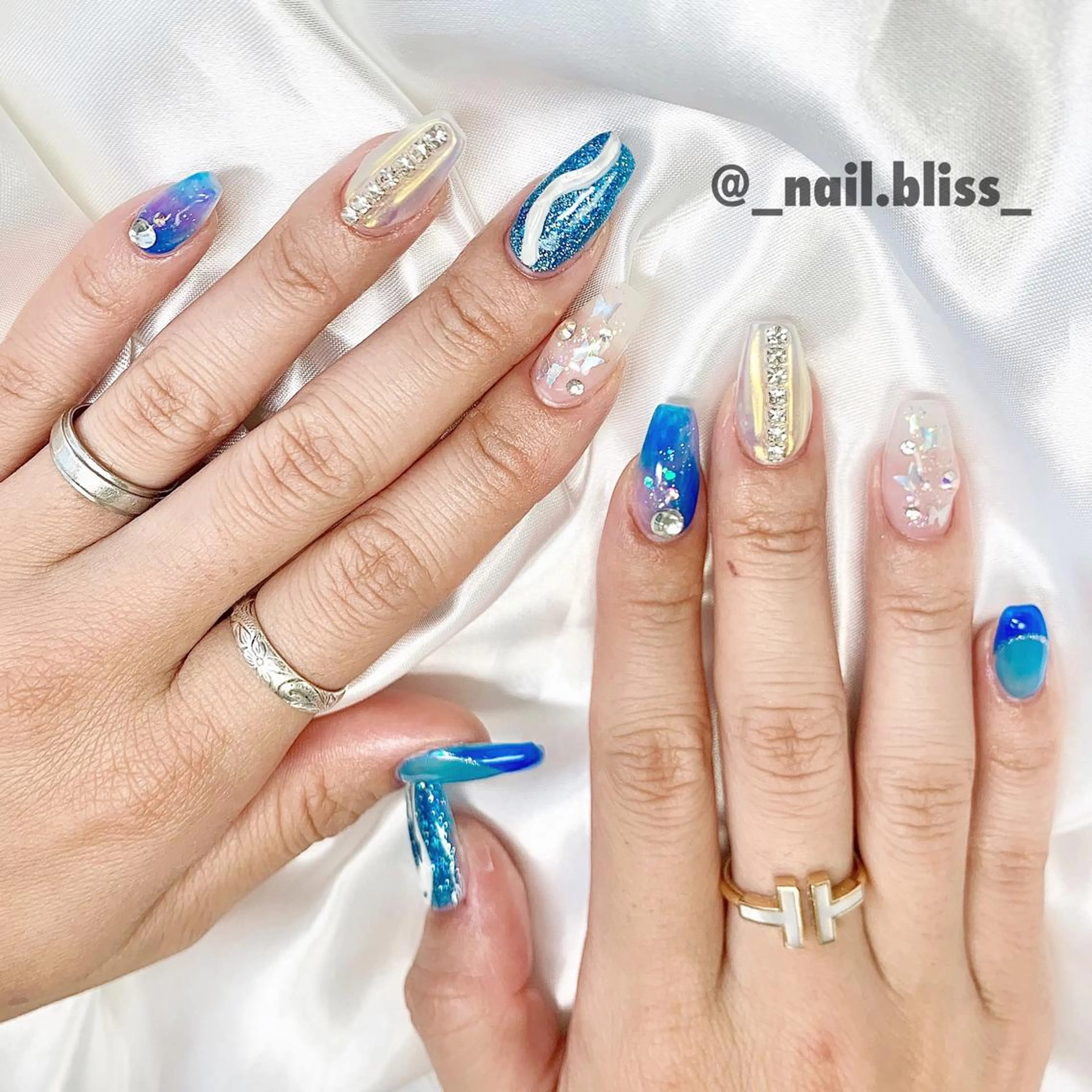 ネイル ブルー ハンドネイル NAIL BLISSのネイルデザイン