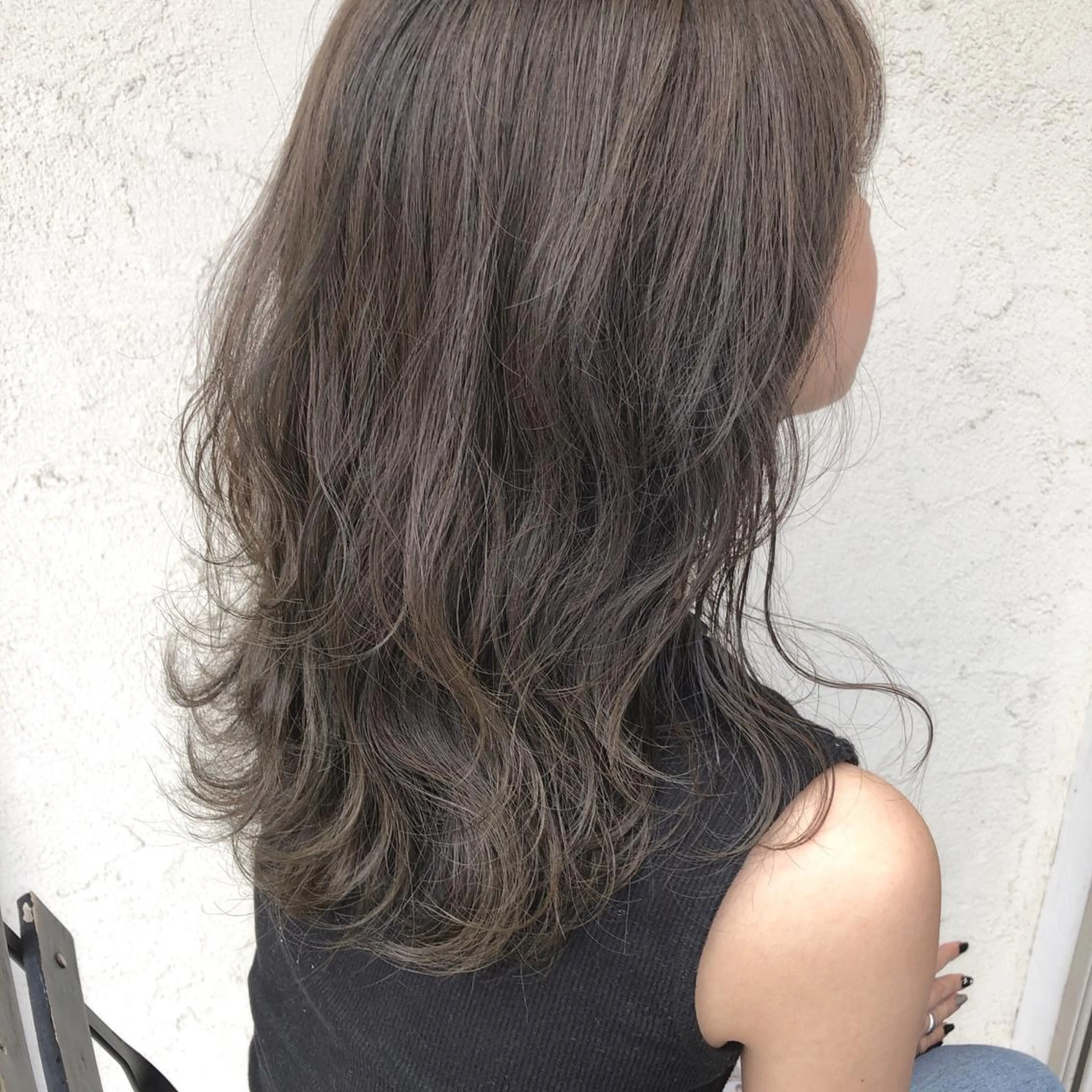ミディアム カラー アディクシーカラー カット ヘアカラー トリートメント ヘアセット 艶髪育成サロン 京橋　shinのヘアスタイル