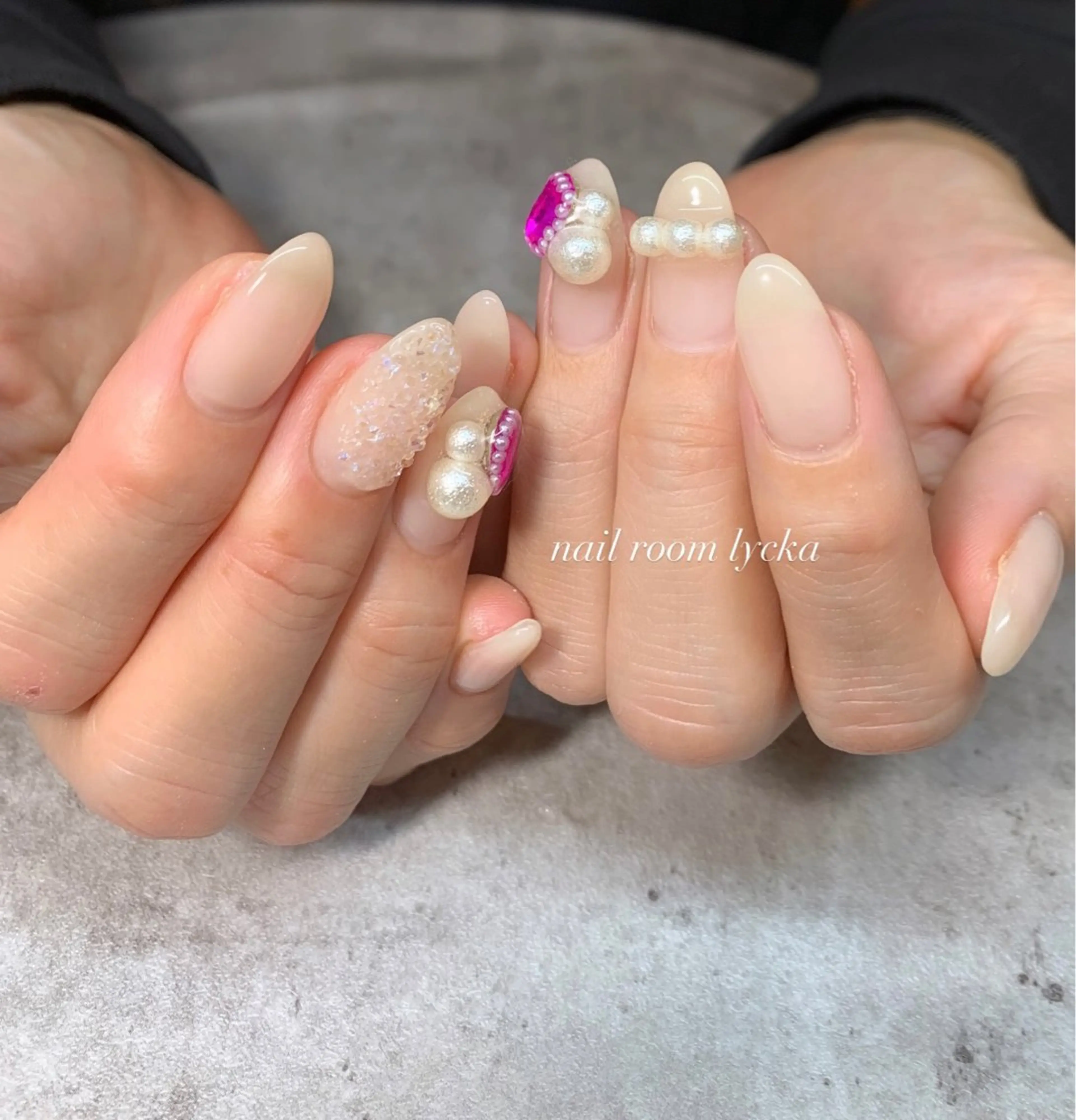 ネイル ﾈｲﾙﾙｰﾑﾘｯｶ 𝐦𝐚𝐲𝐮のネイルデザイン