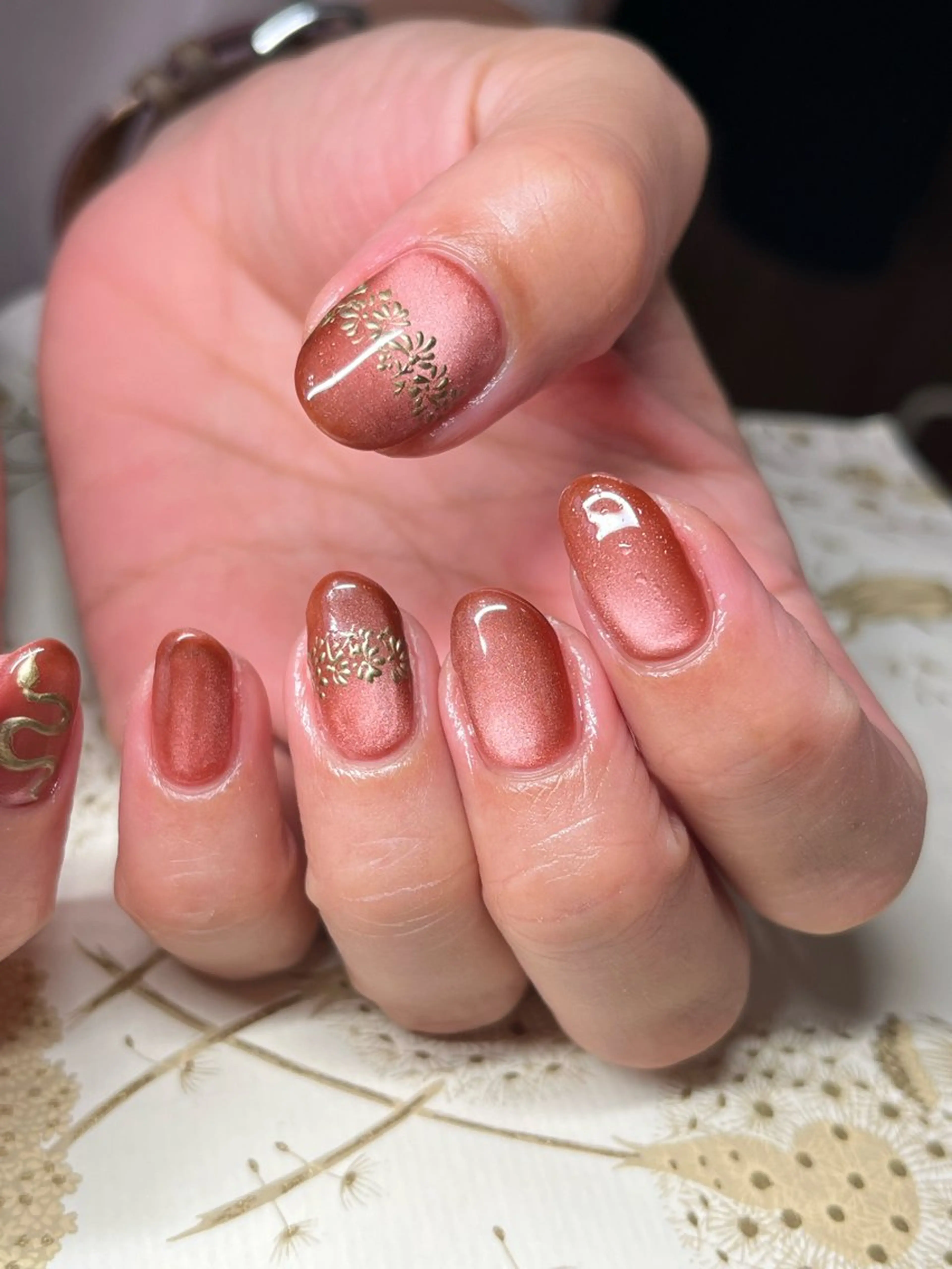 ネイル マグネットネイル ワンカラーネイル ピンク ピンクベージュ ハンドネイル miel nailのネイルデザイン