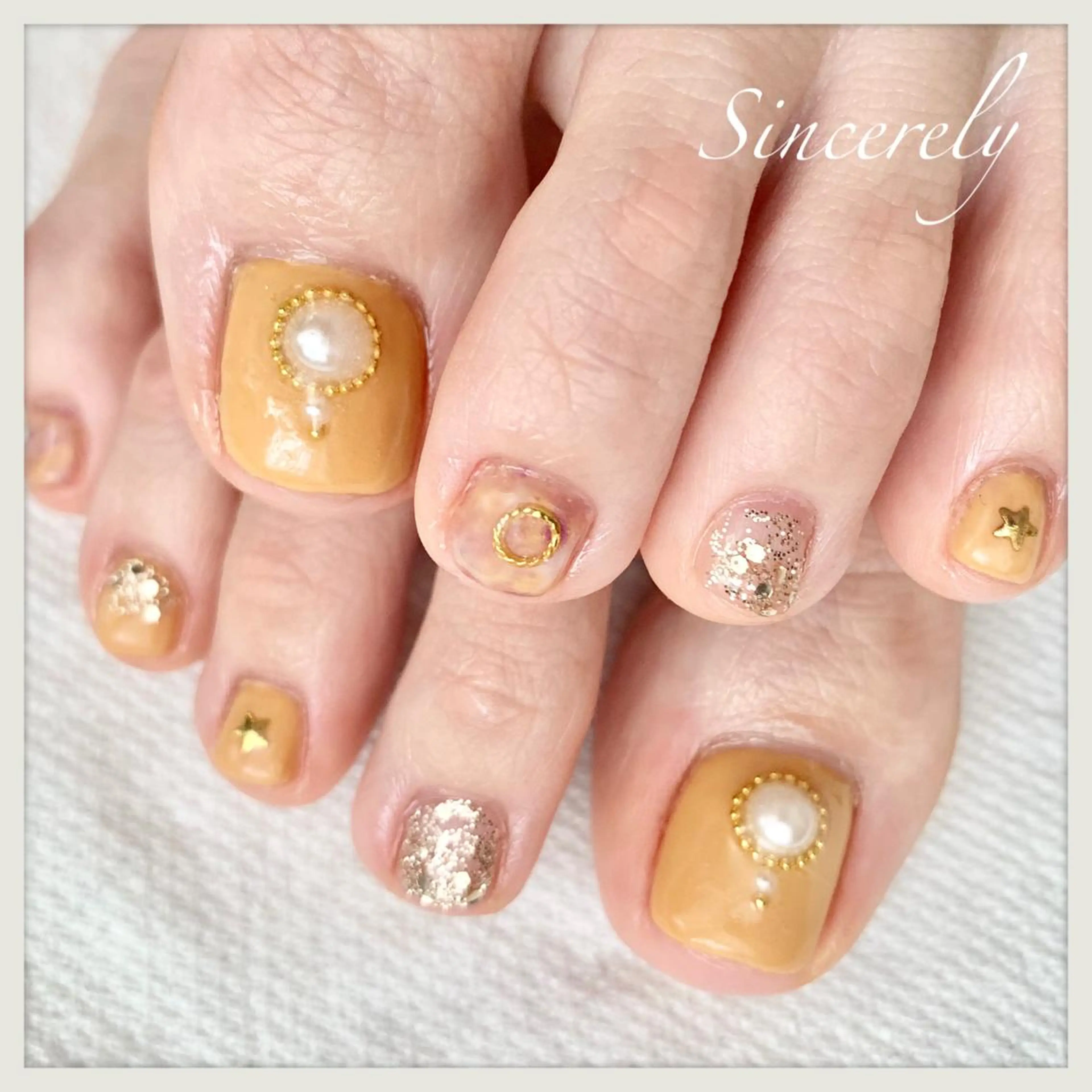 ネイル Sincerely ☺︎のネイルデザイン