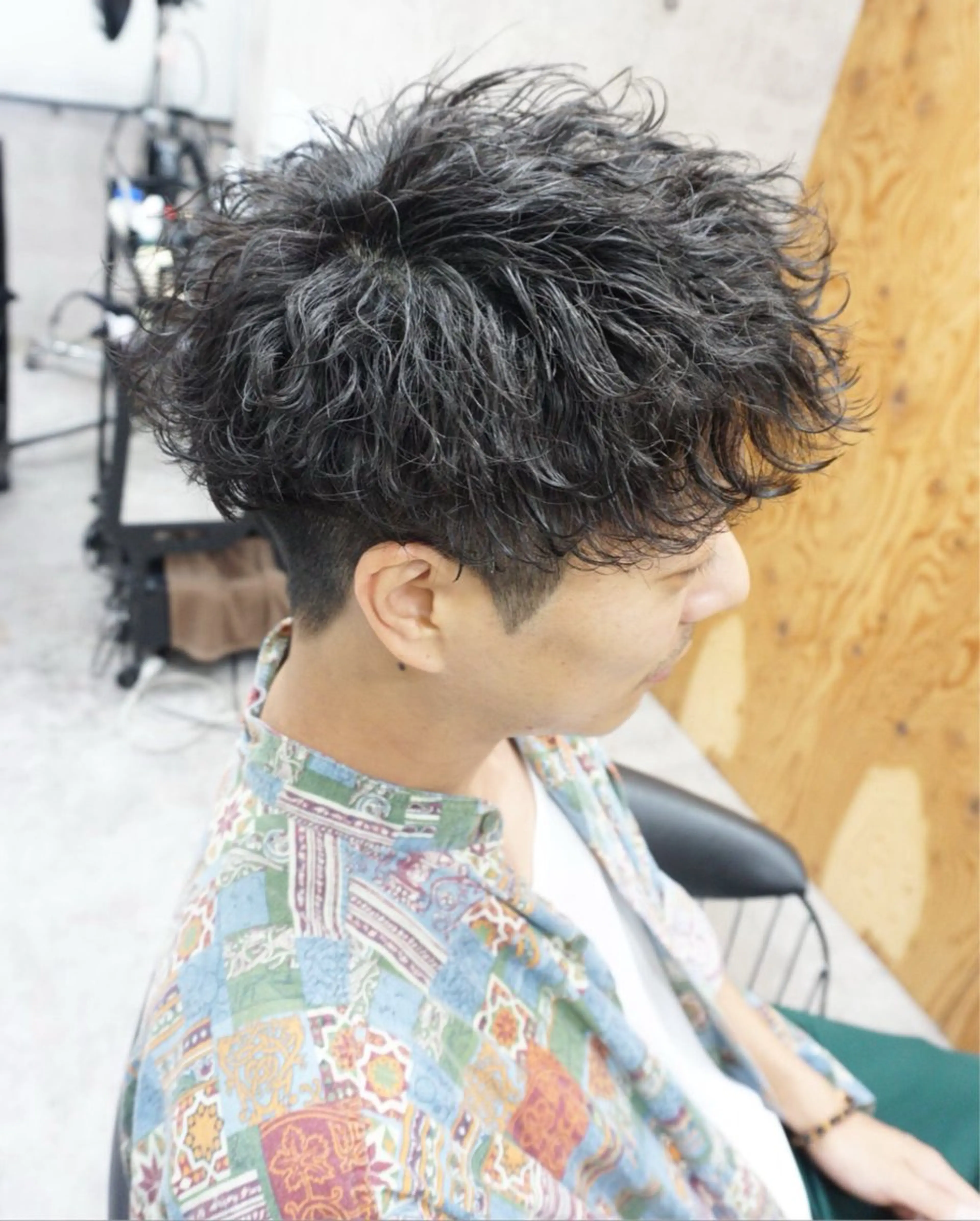 メンズ メンズパーマ 波巻きパーマ カット パーマ hair teria ryu 大塚のヘアスタイル