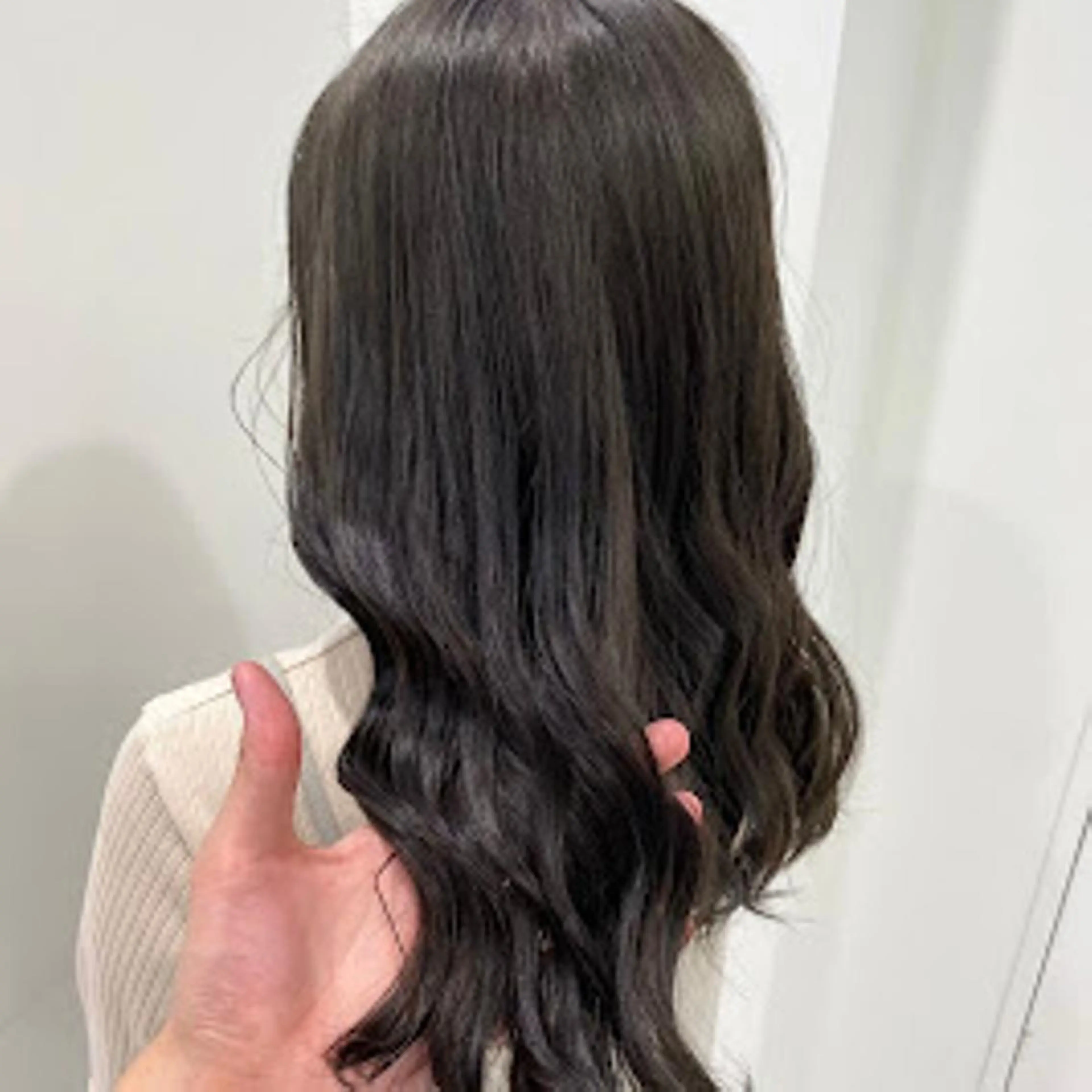 カラー official TUNE銀座🪞🪽のヘアスタイル