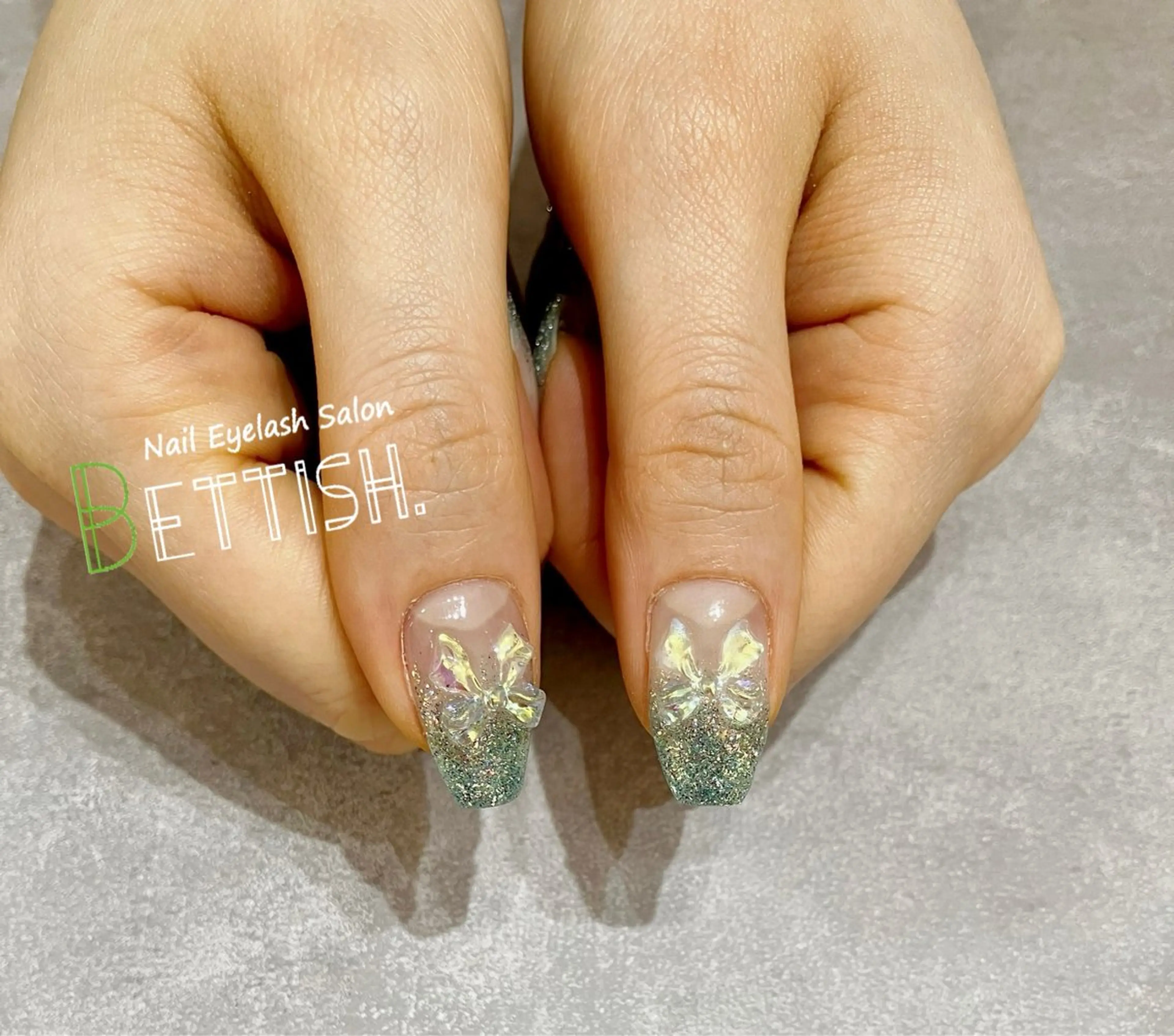 ネイル ラメ(グリッター) ラメグラデーション リボン ハンドネイル BETTISH. KUMIKO☺︎︎のネイルデザイン