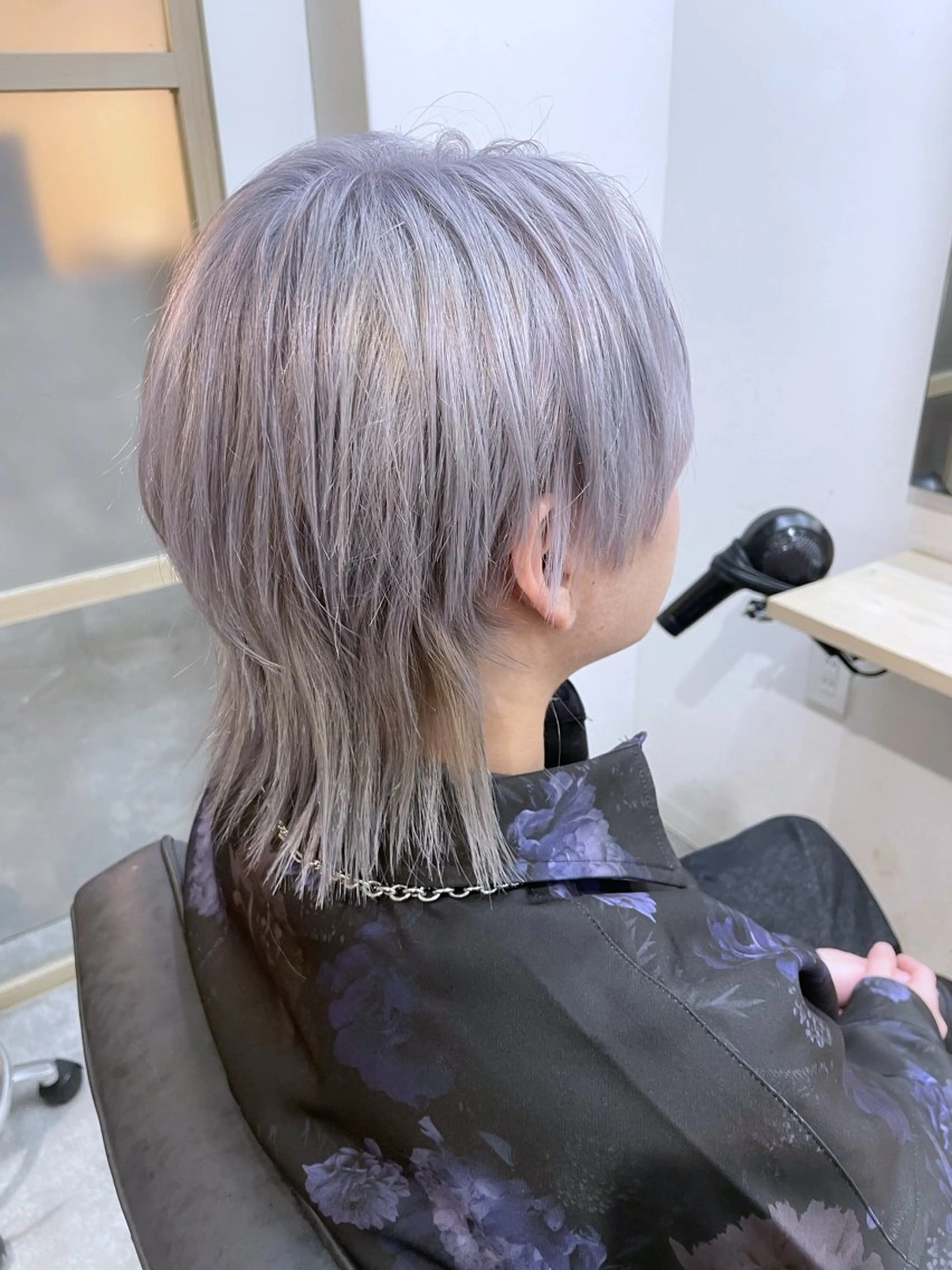 ミディアム カラー メンズ ☁️ケアブリーチ￤ ウルフ￤Shioriのヘアスタイル
