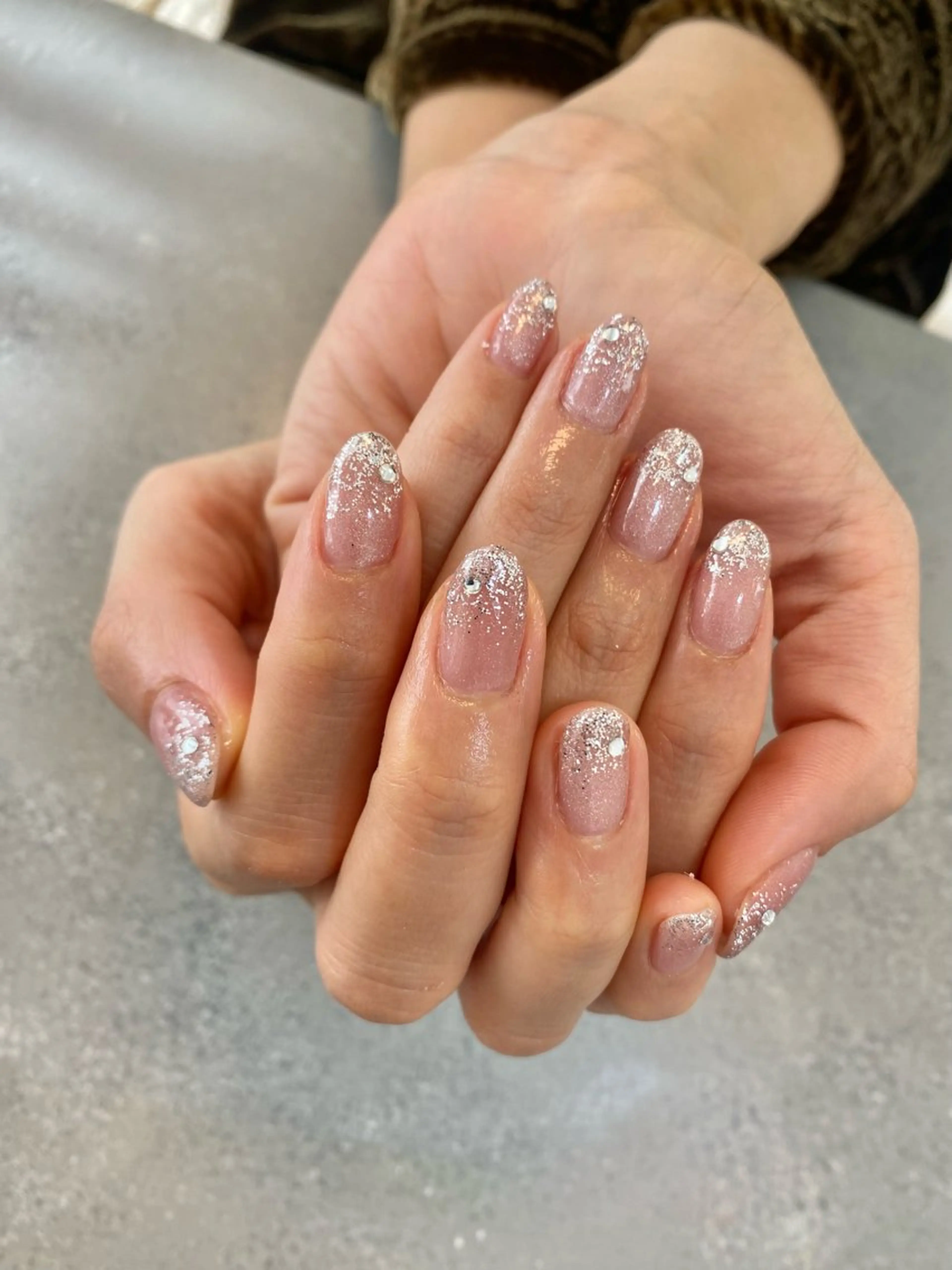 ネイル キラキラネイル 苦楽園the she nailのネイルデザイン
