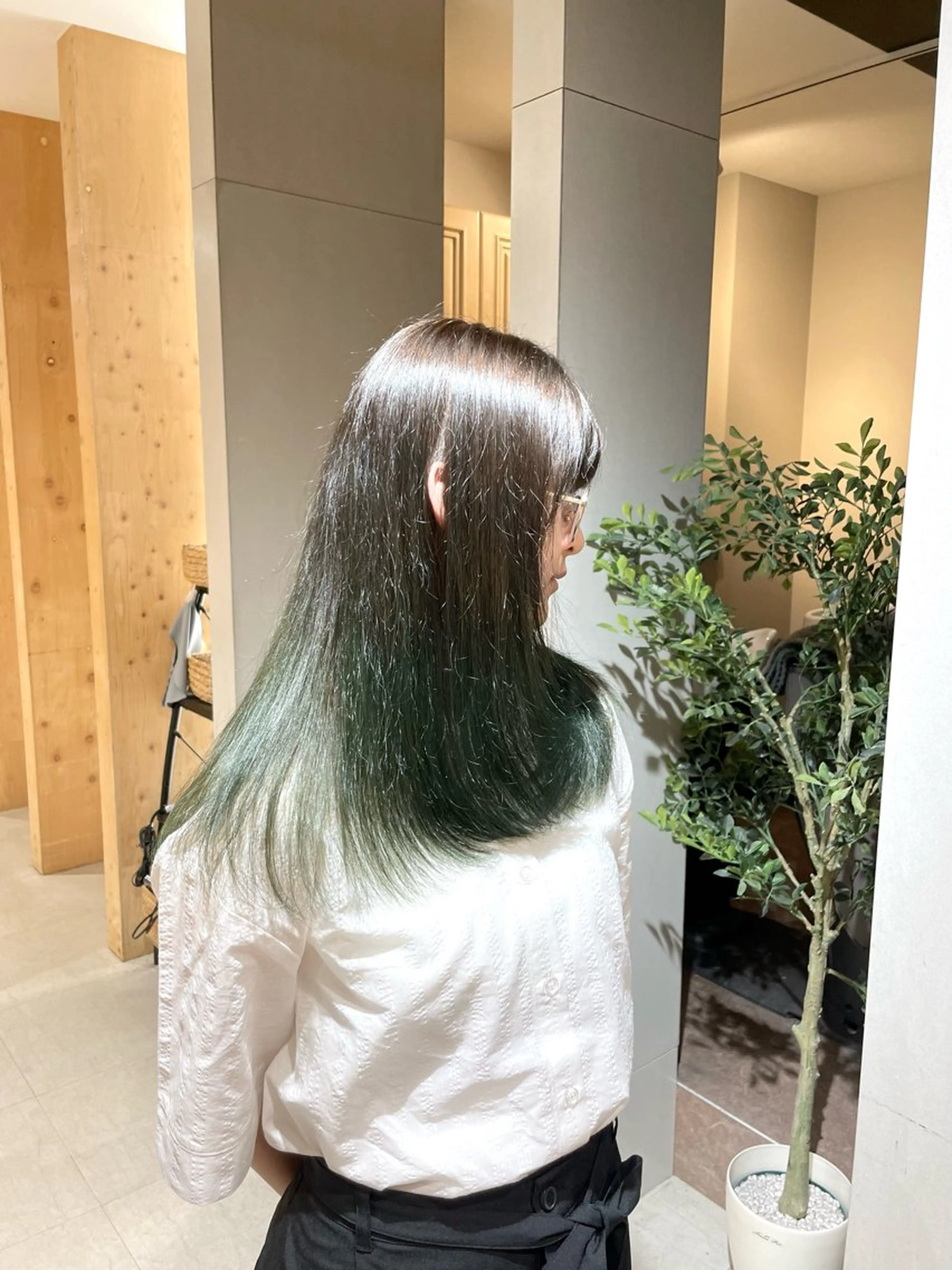 カラー ブリーチ グラデーションカラー Libero／ HARUKA【柏】のヘアスタイル