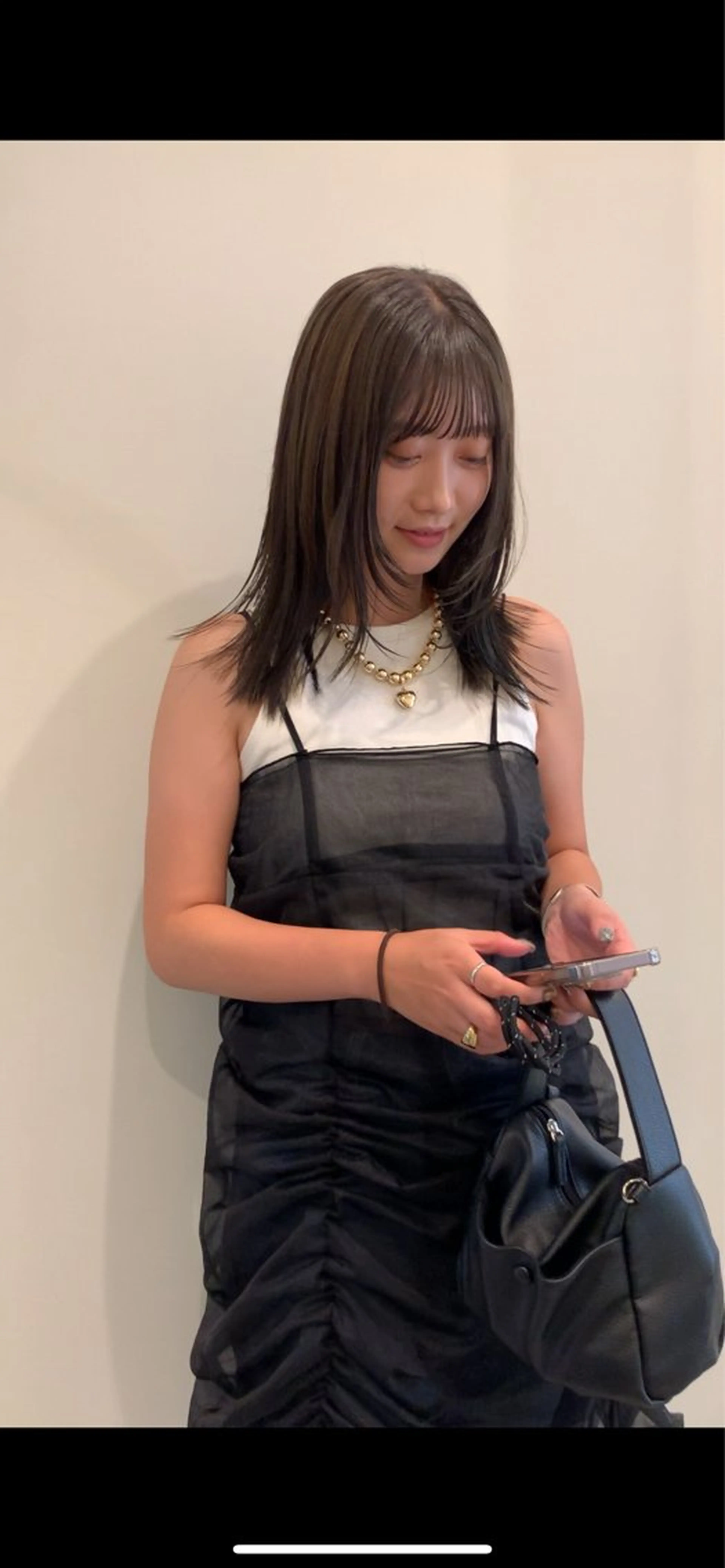 セミロング カット ヘアカラー トリートメント 落合希 Olivebeigeのヘアスタイル