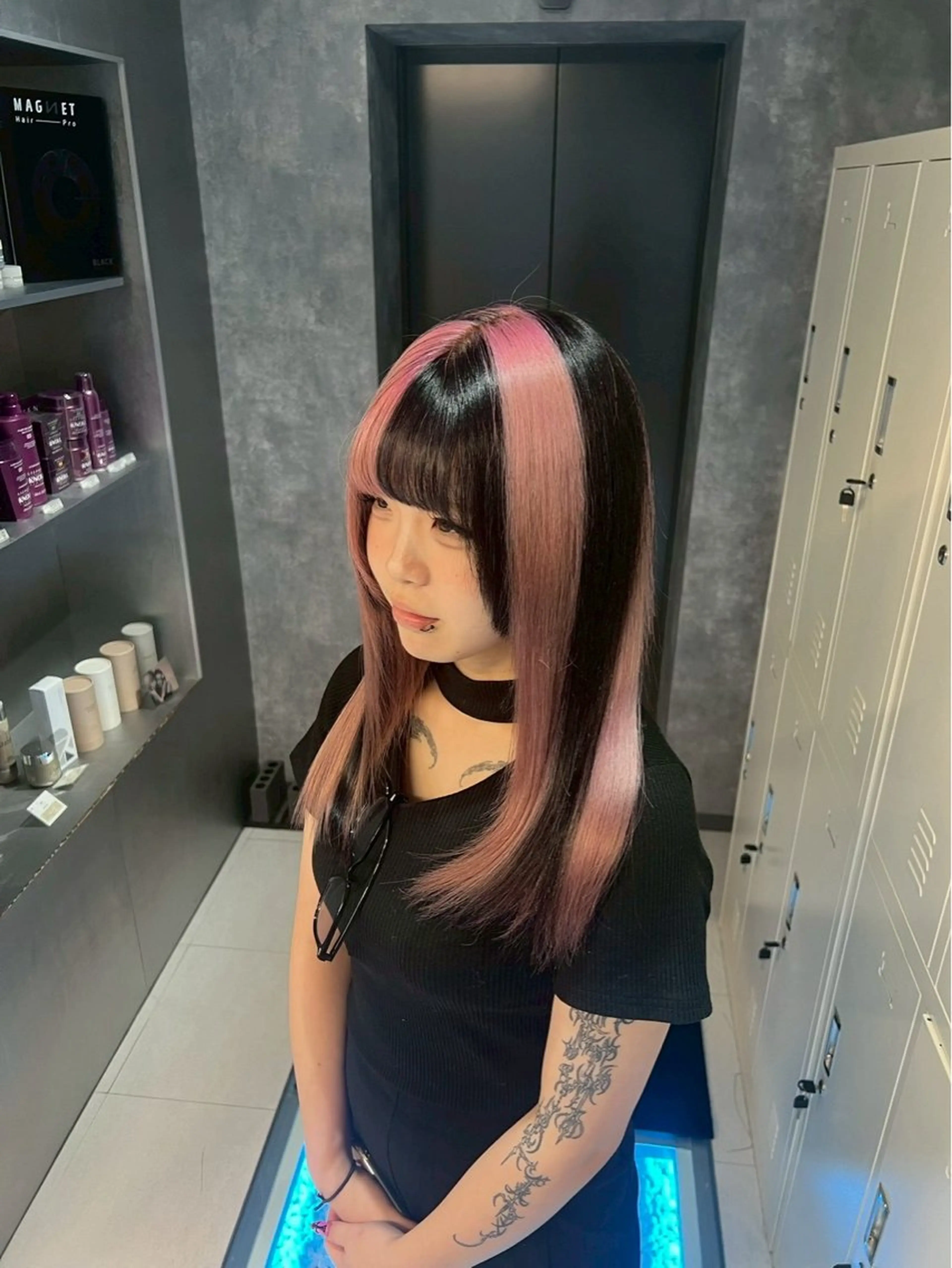 カラー 🦋ハイトーン×ア レンジ💫Leenaのヘアスタイル