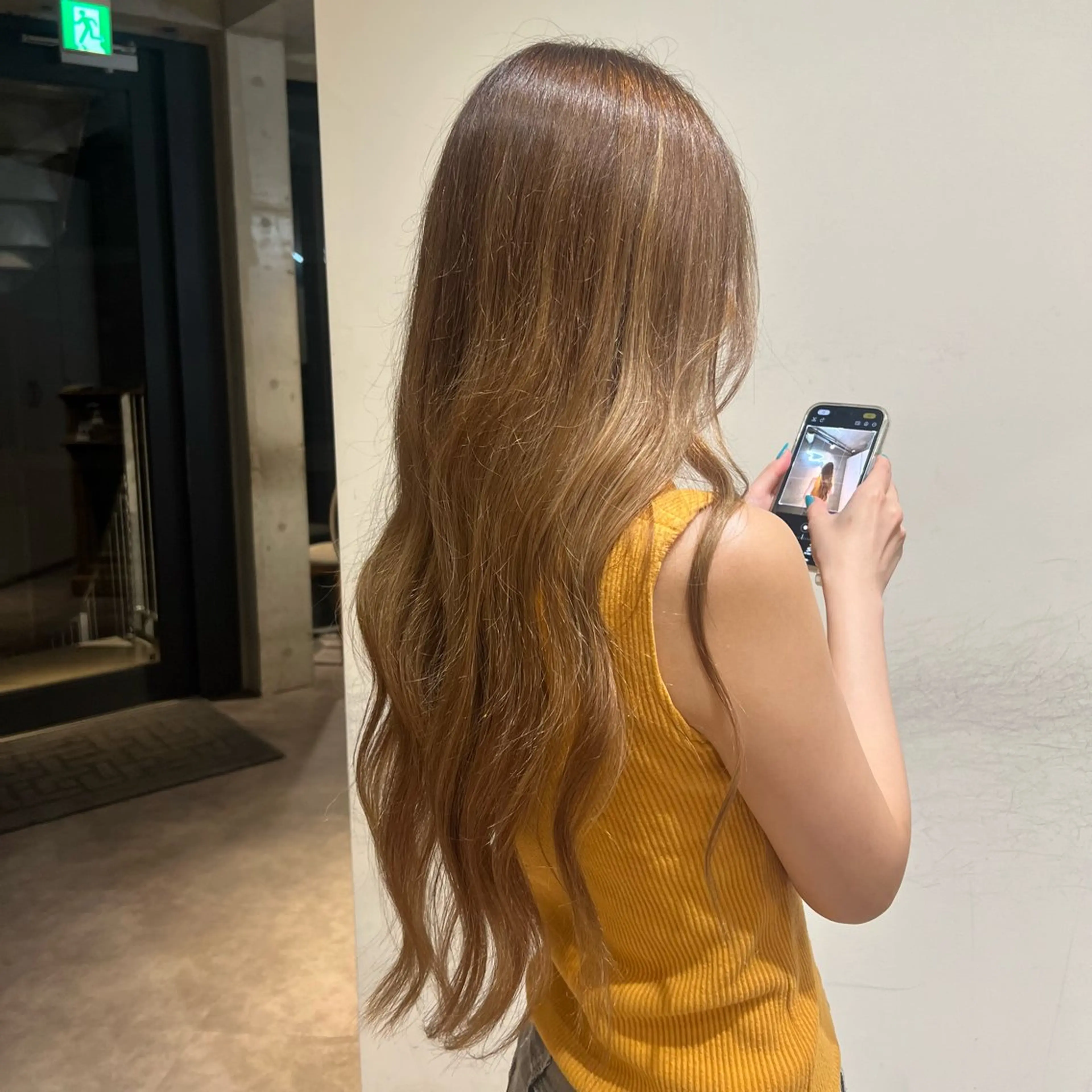 ロング カラー yuri/中目黒 /レイヤー/ボブのヘアスタイル