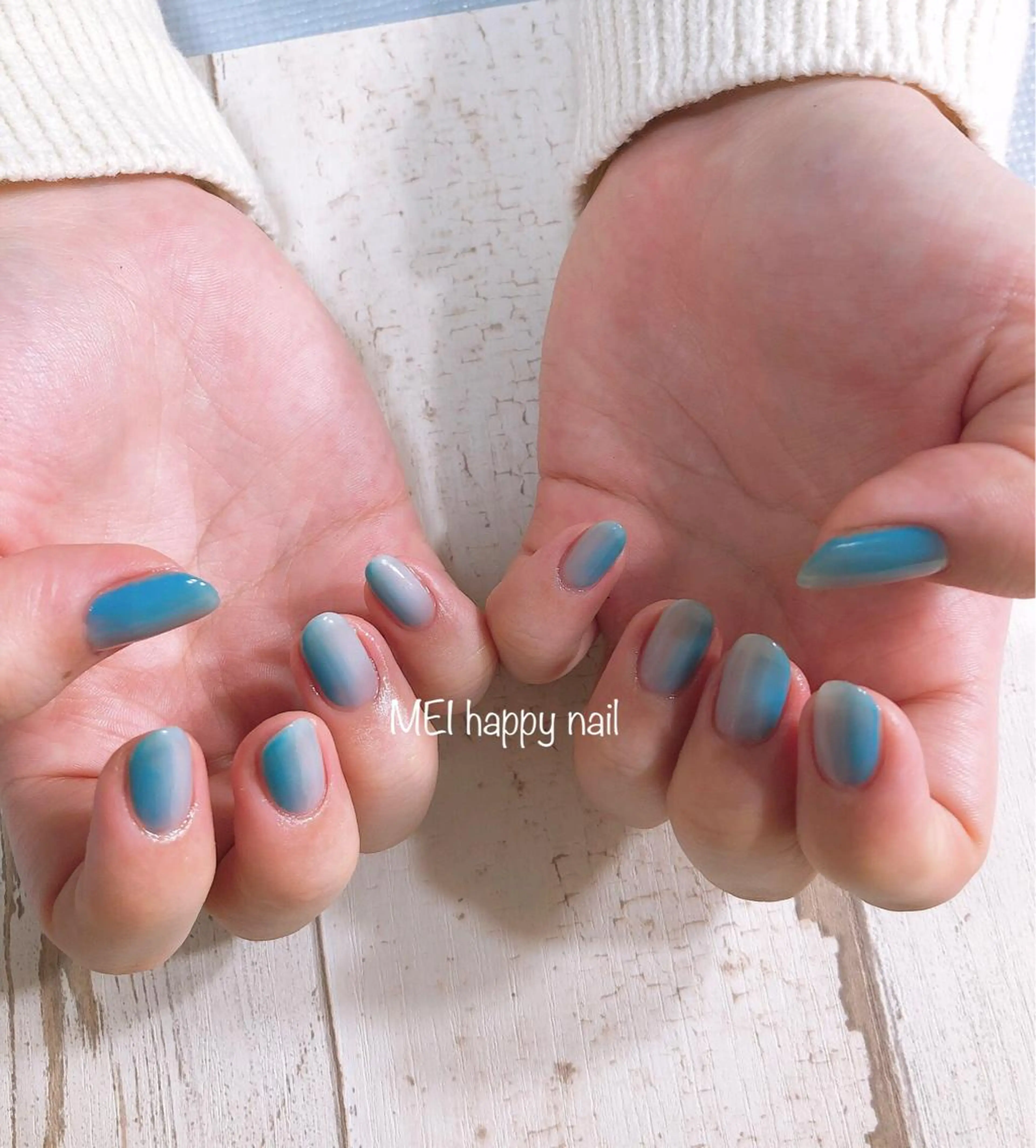 ネイル ジェルネイル グラデーション パラジェル 北浦和 自爪育成ケアのネイルデザイン