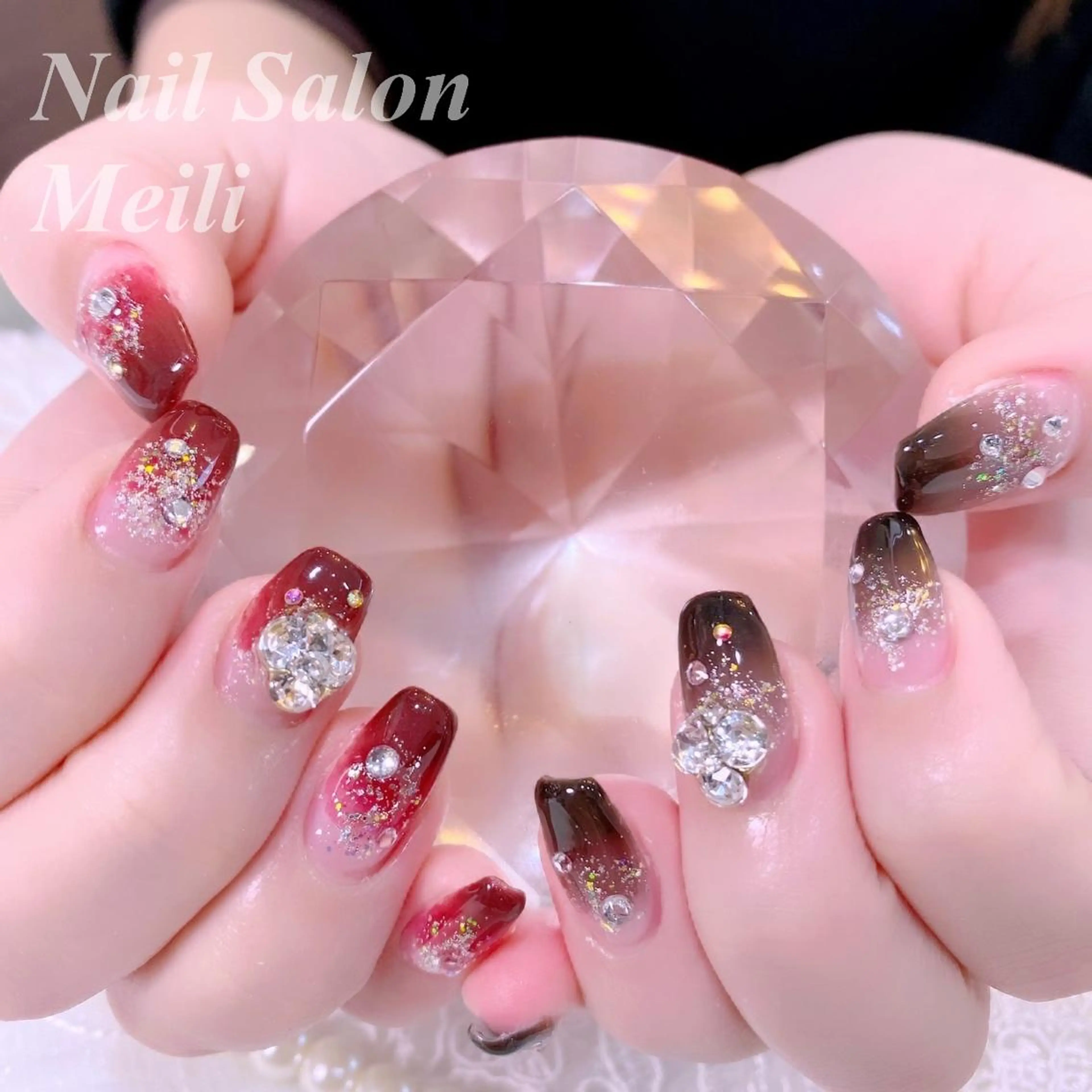 ネイル 卒業式 キラキラネイル 赤色 春ネイル NAILSALON MEILIのネイルデザイン
