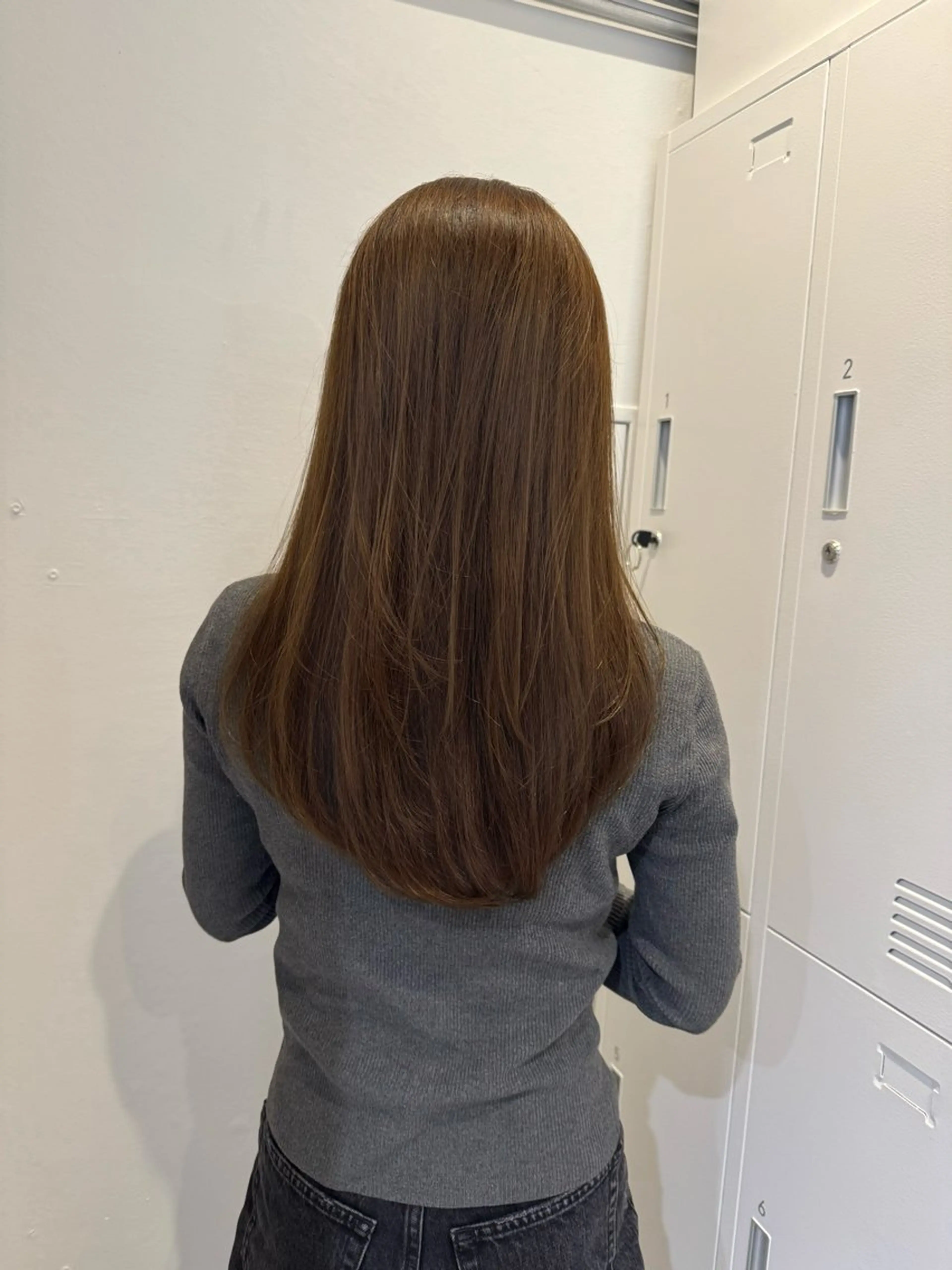 ロング カラー ベージュカラー 透明感カラー オリーブベージュ ヘアカラー 透明感/レイヤーカッ ト/kirara🌼のヘアスタイル