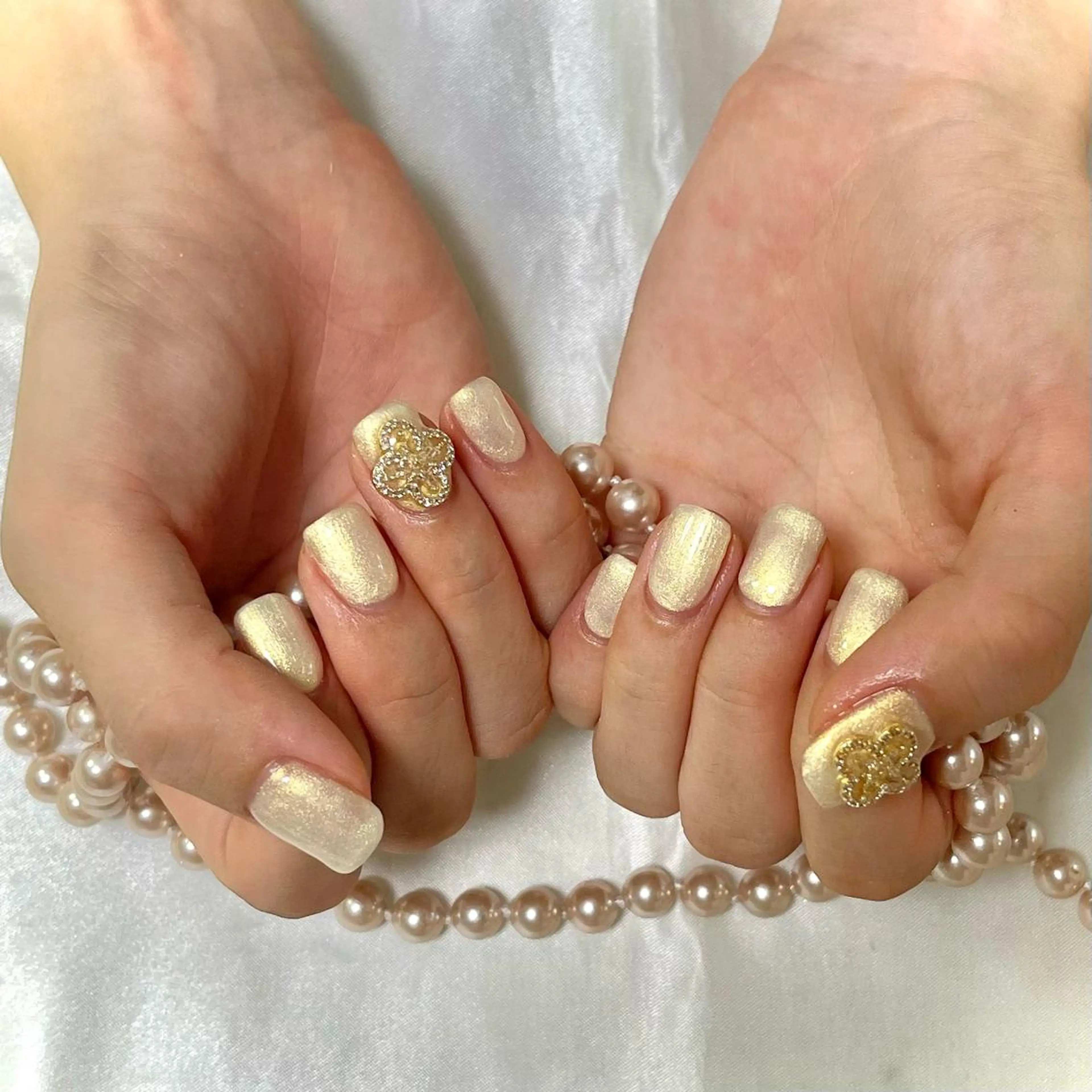 ネイル ゴールド 韓国ネイル💠 Tomoのネイルデザイン