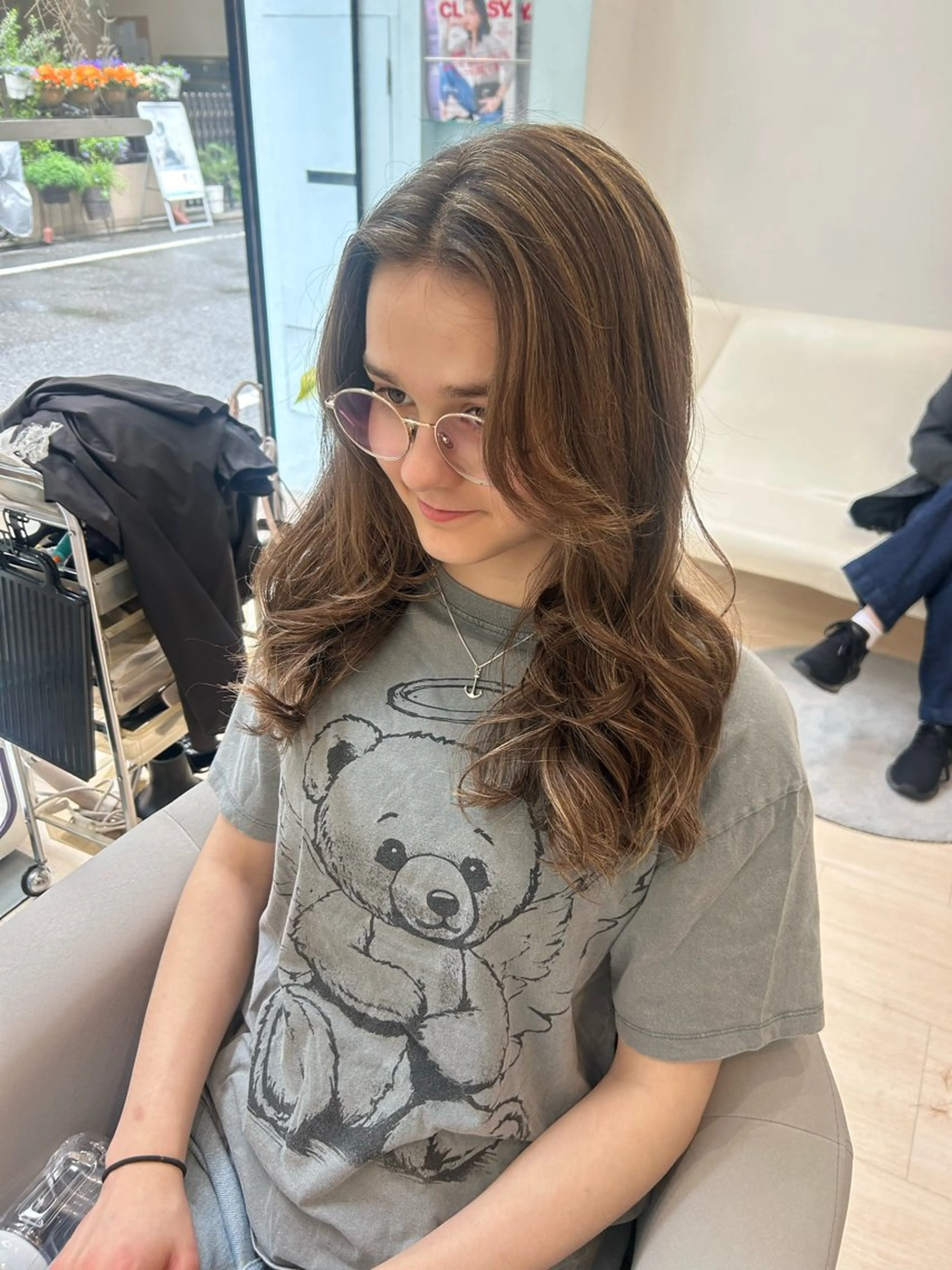 ミディアム 堀 日次のヘアスタイル