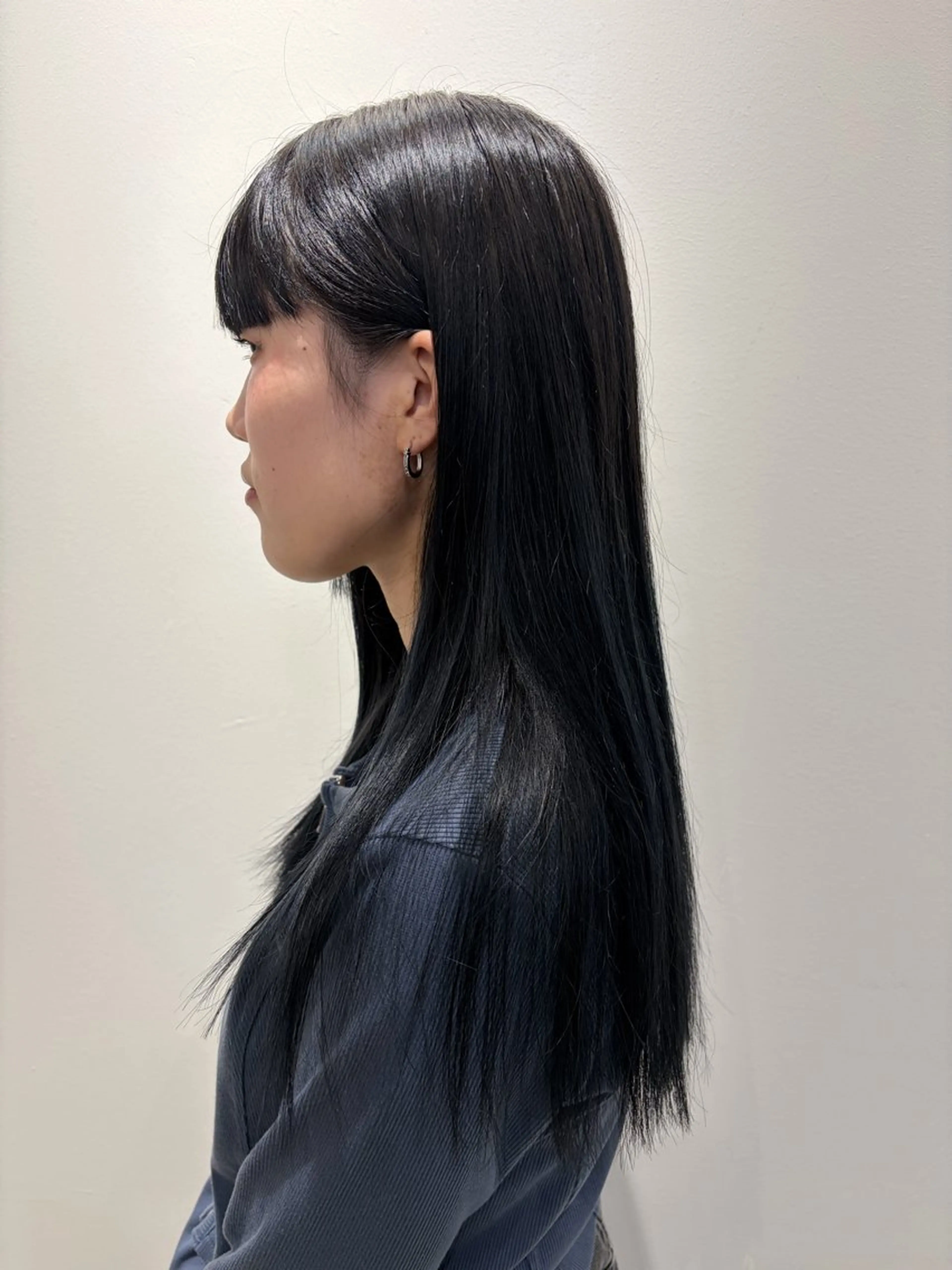 ロング カラー カット ヘアカラー 田中 遥陽の眉毛・アイブロウイメージ