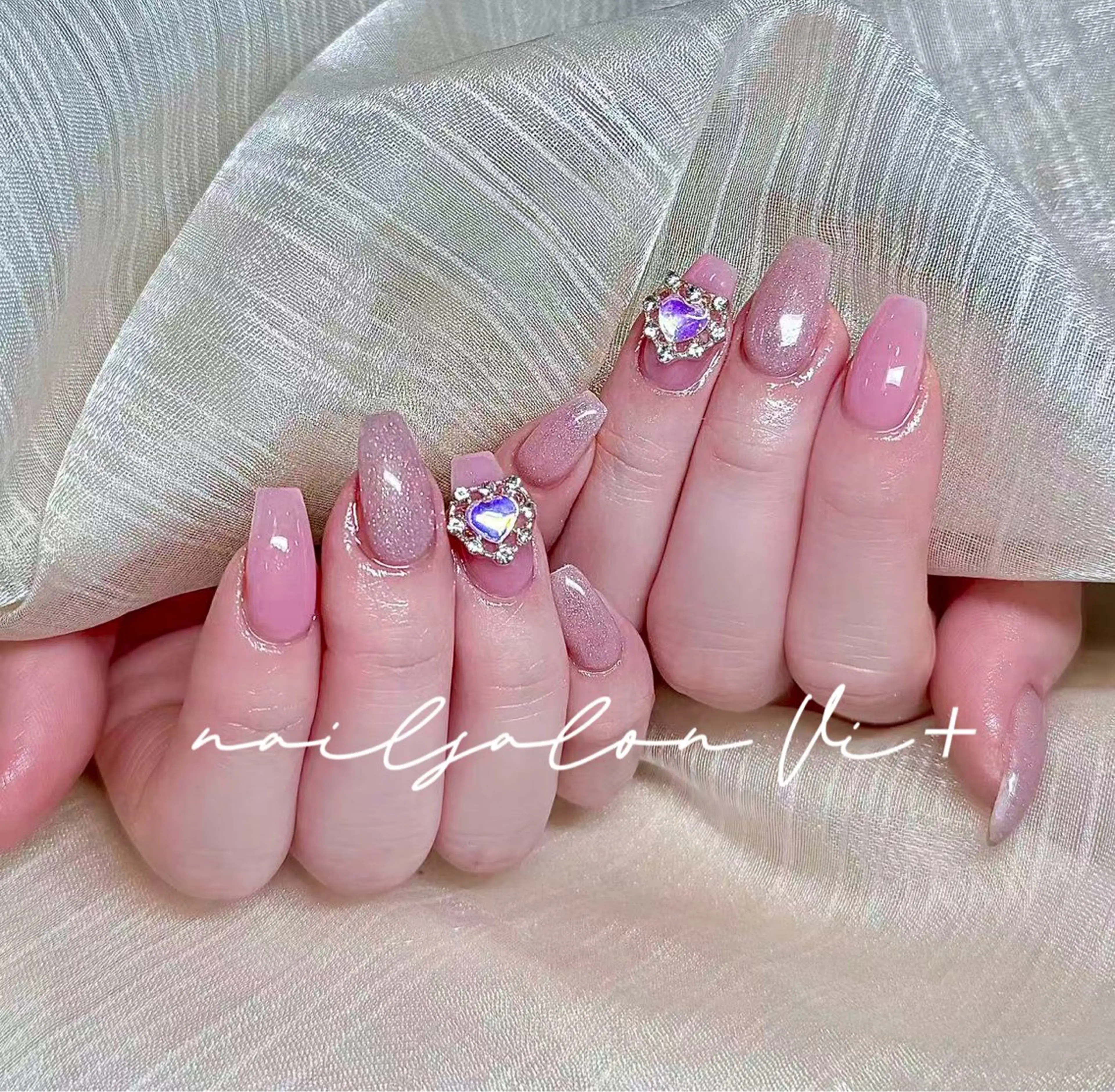 ネイル ハンドネイル ✨Nailsalon Vi+✨のネイルデザイン