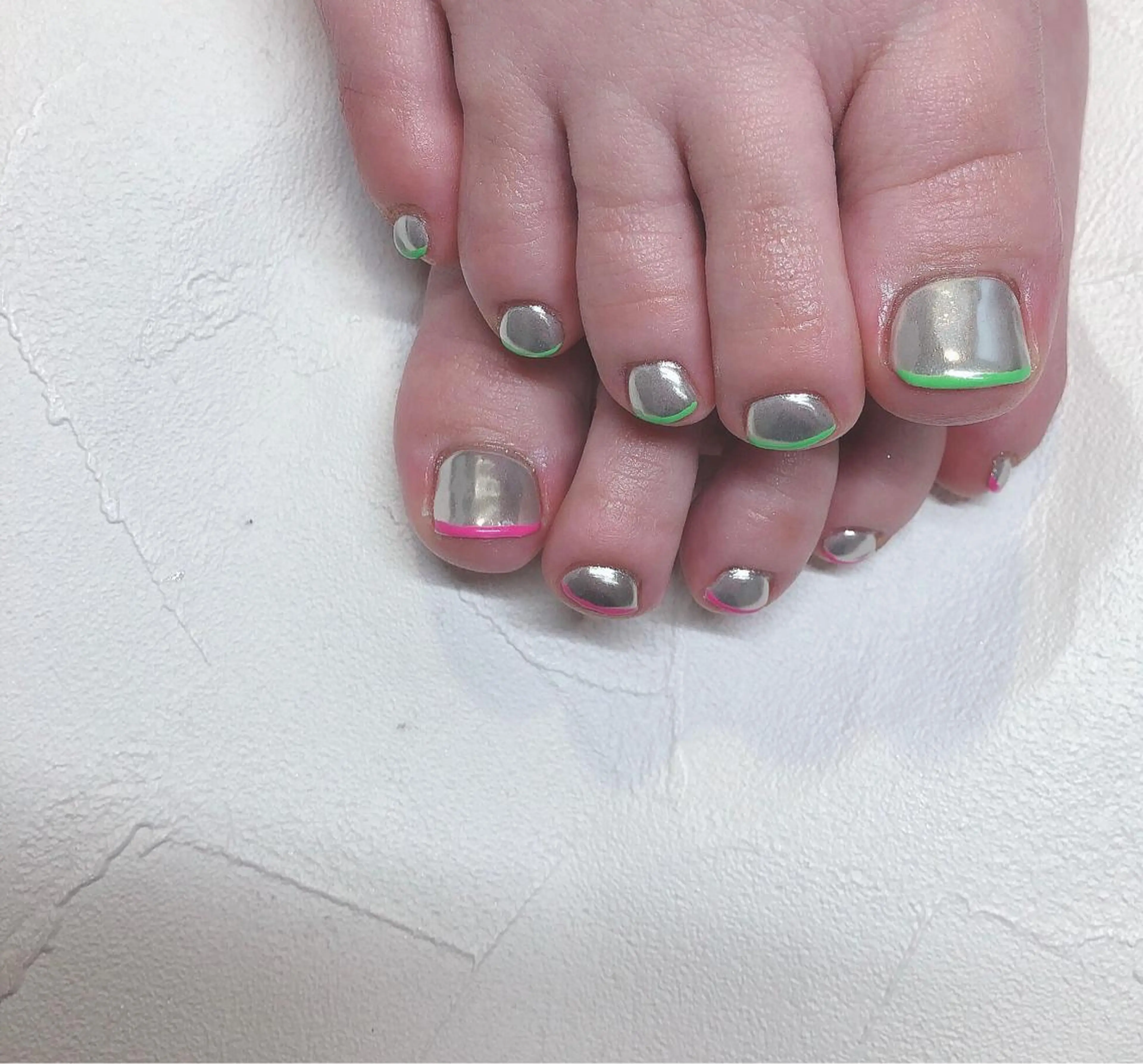 ネイル ミラーネイル フットネイル nails 🎀meのネイルデザイン