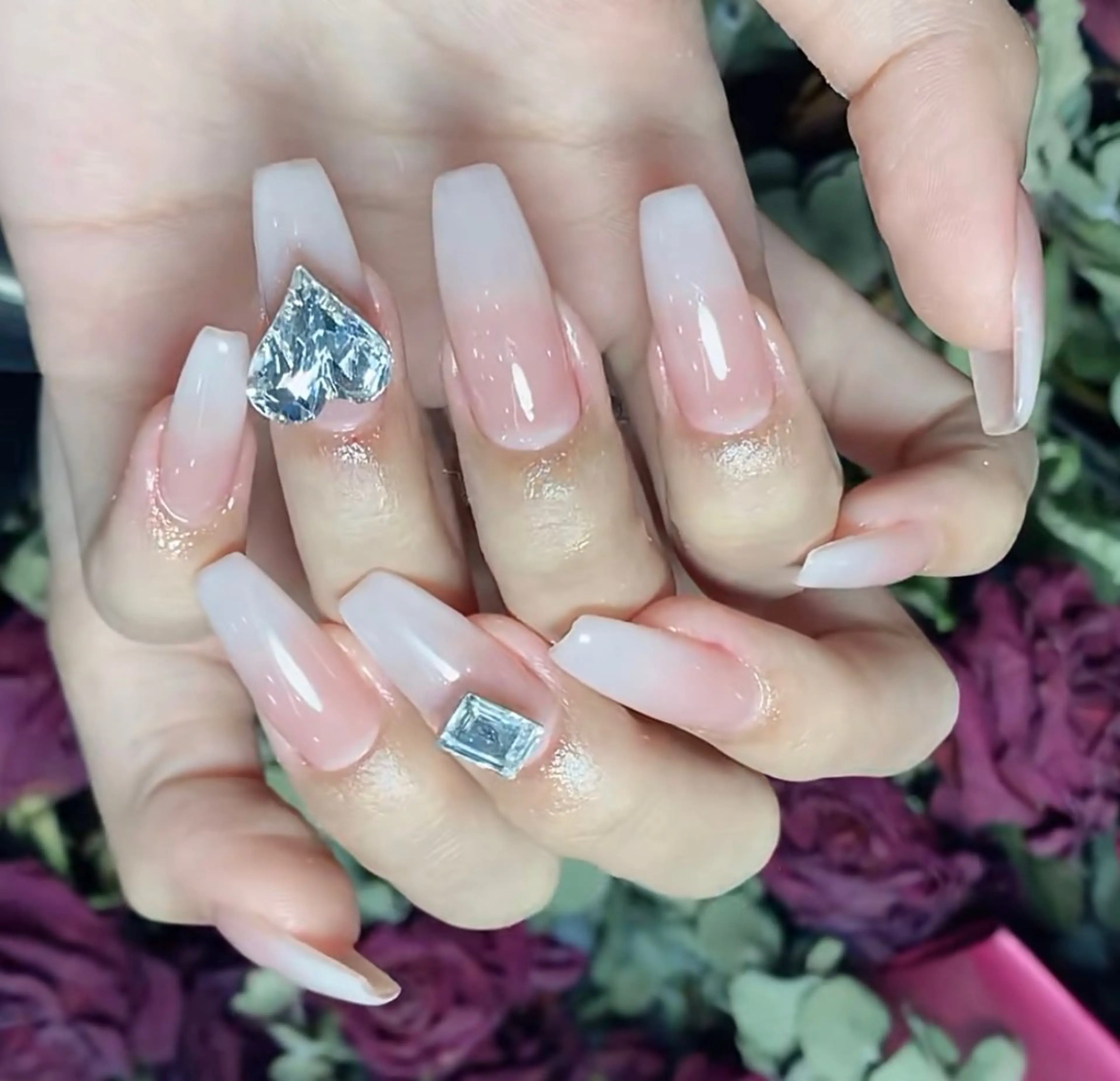 ネイル ハンドネイル Rika Nail ellaのネイルデザイン