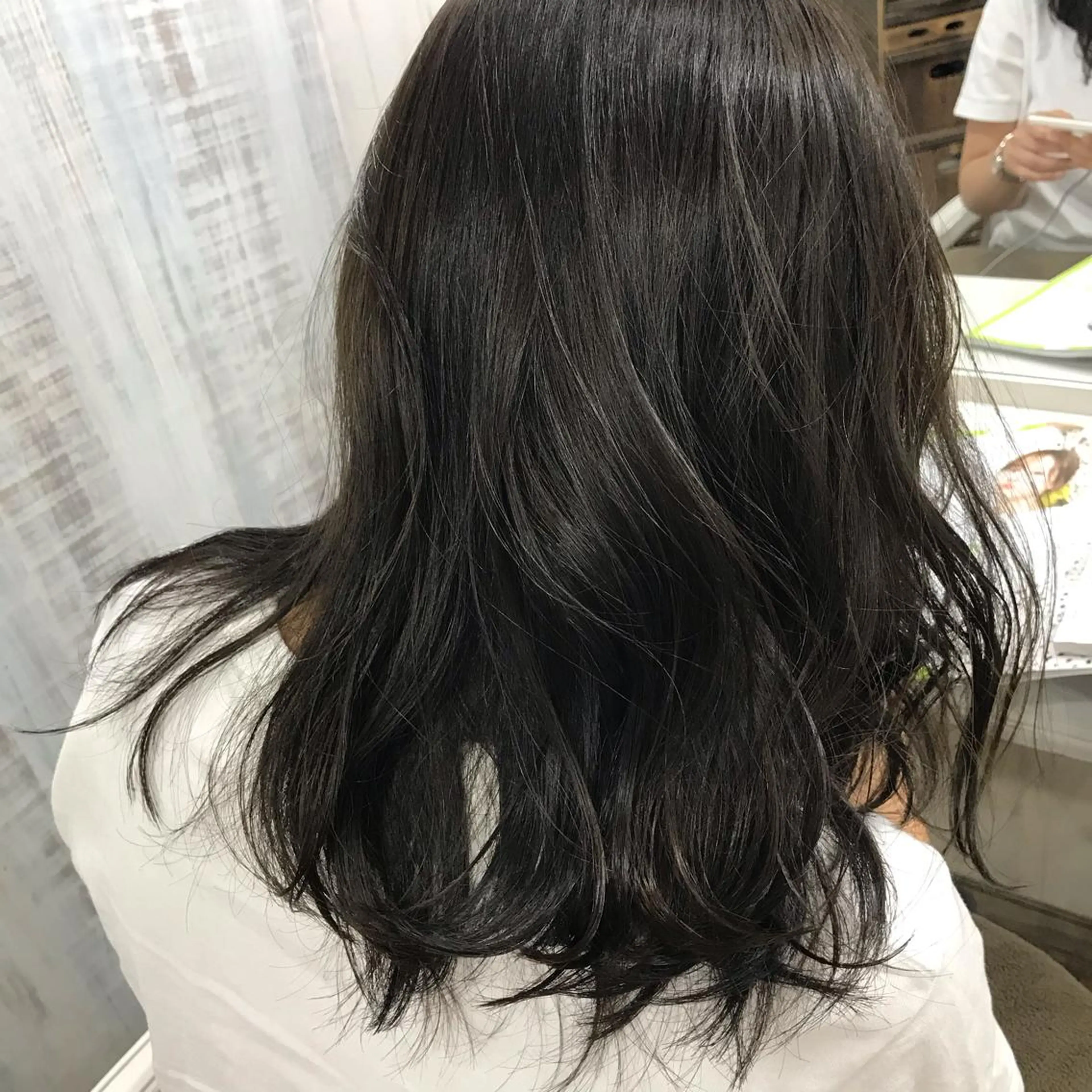 セミロング ネモトメイナ🌿‬ 今月末で退職しますのヘアスタイル