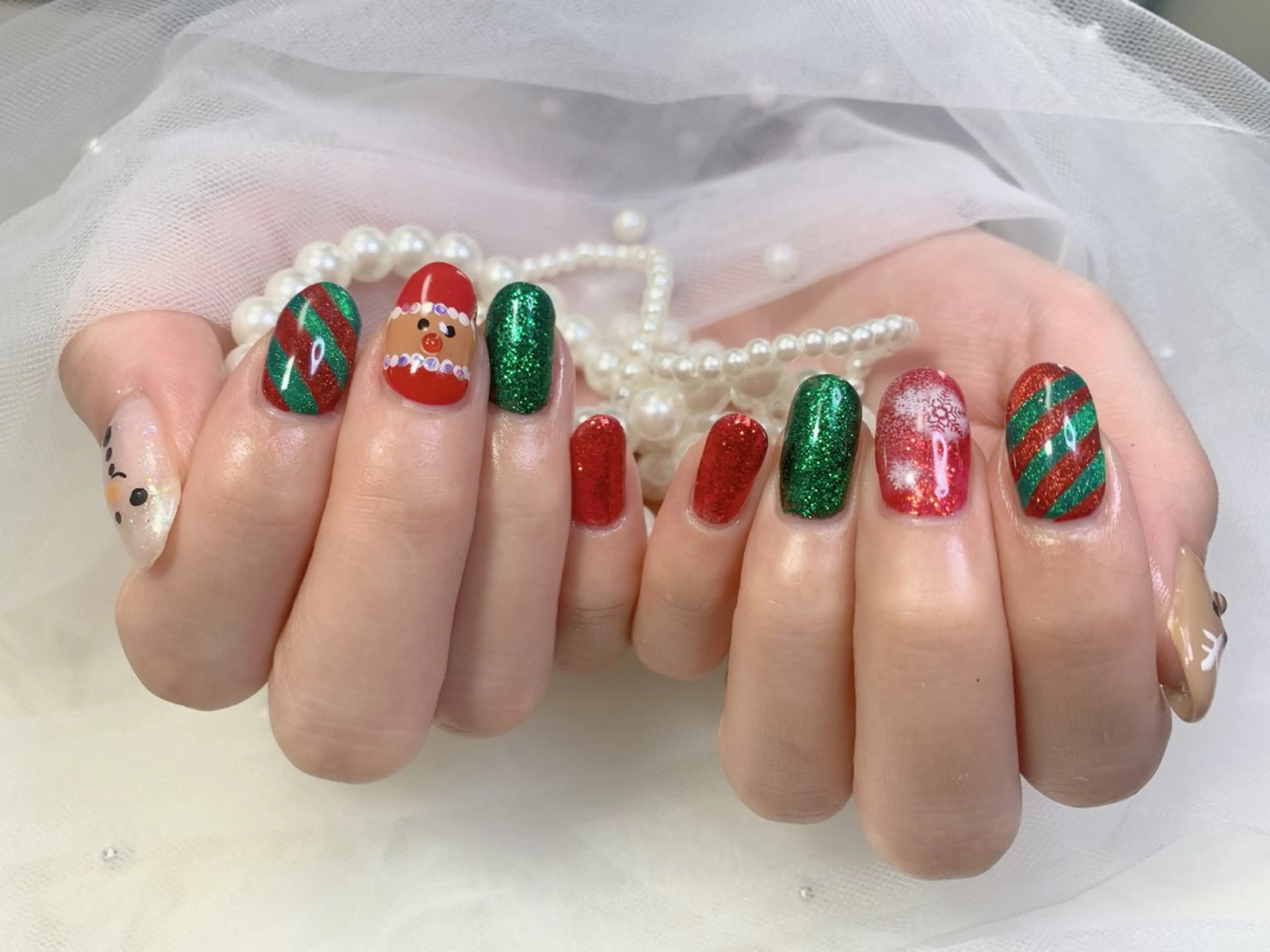 ネイル 高島 夏海のネイルデザイン