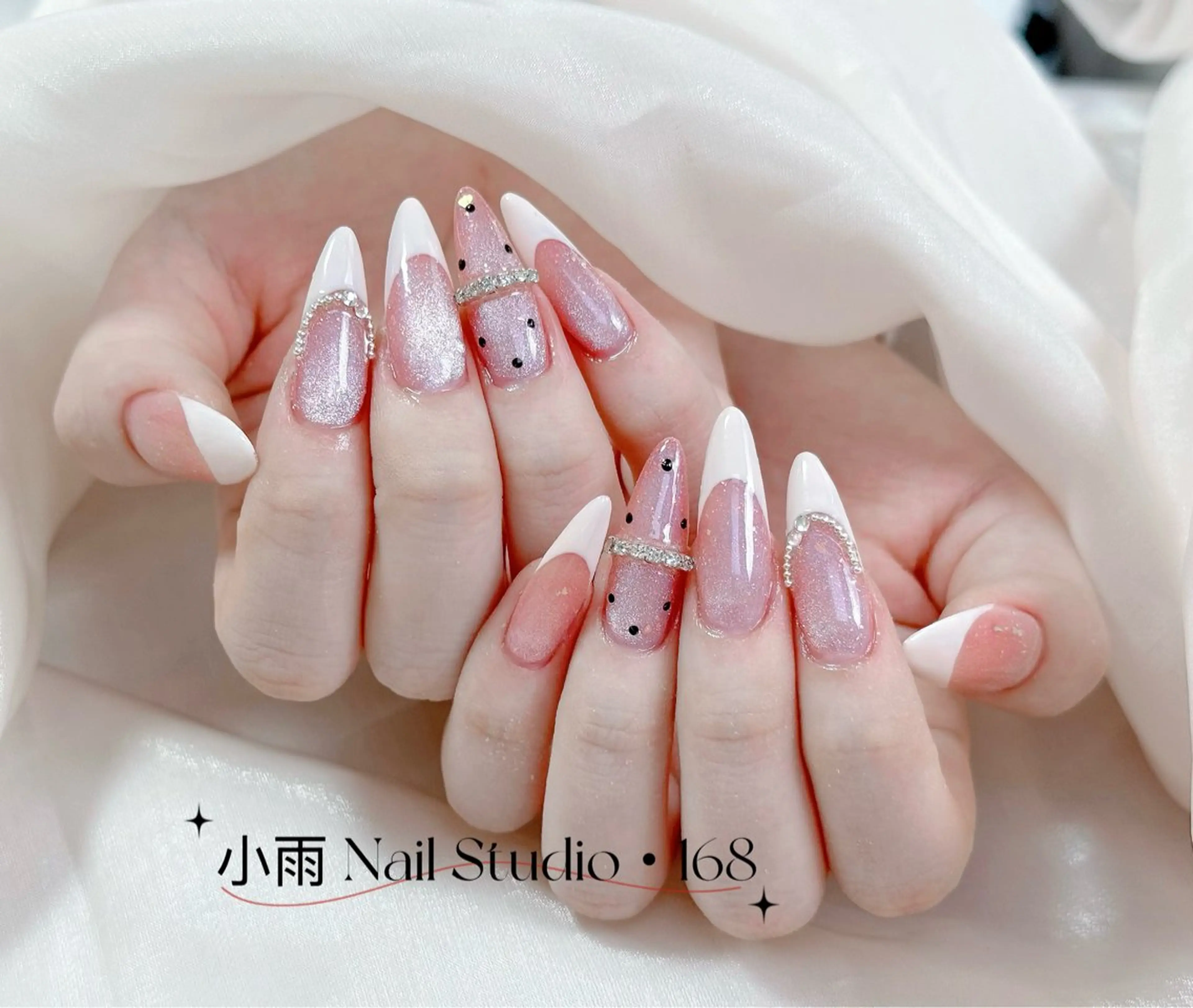 【ジェル】ワンホン持ち込みデザイン（初回ソフトジェルオフ無料／ケア込み）の写真