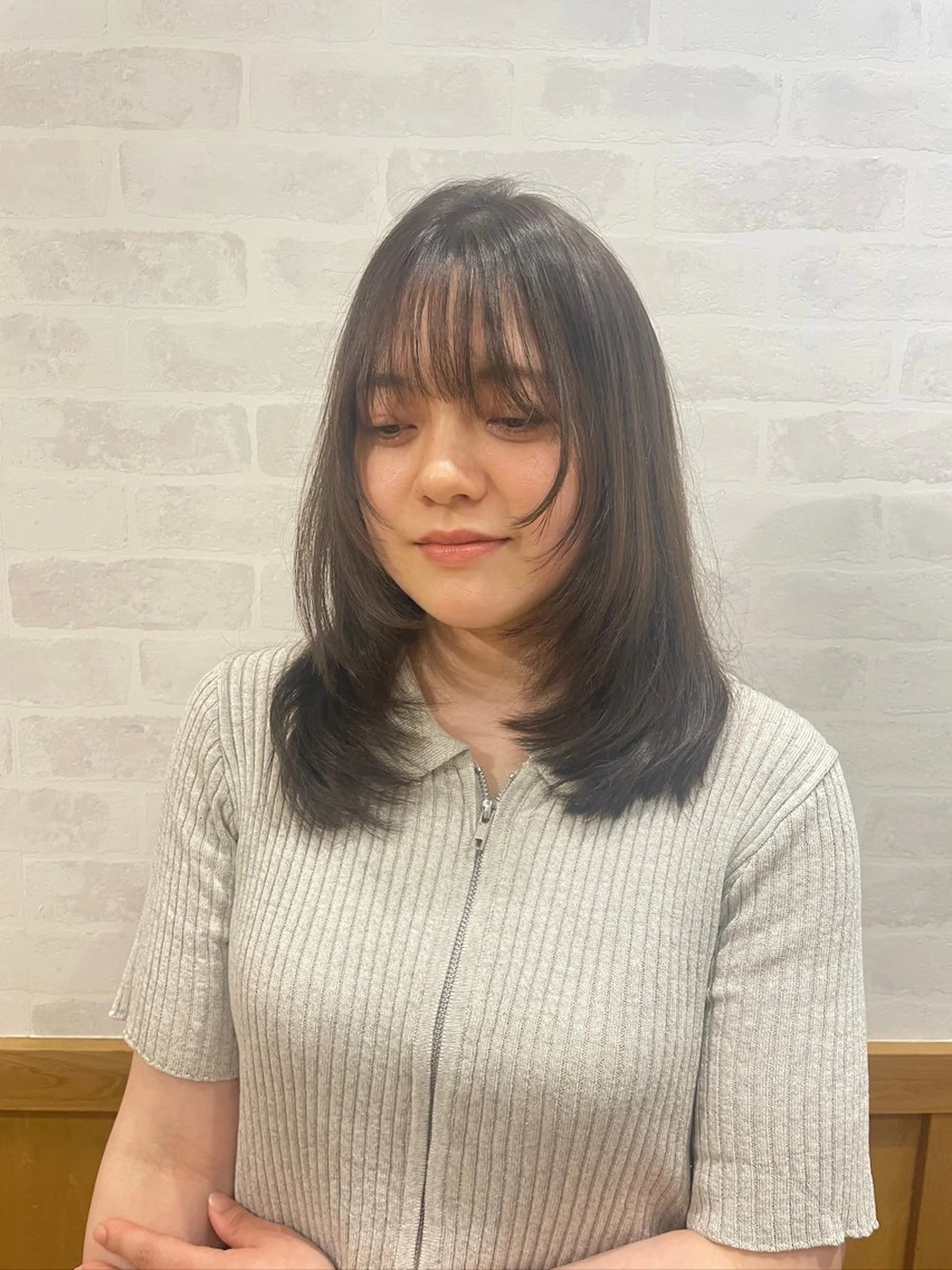 ミディアム lit. canonのヘアスタイル