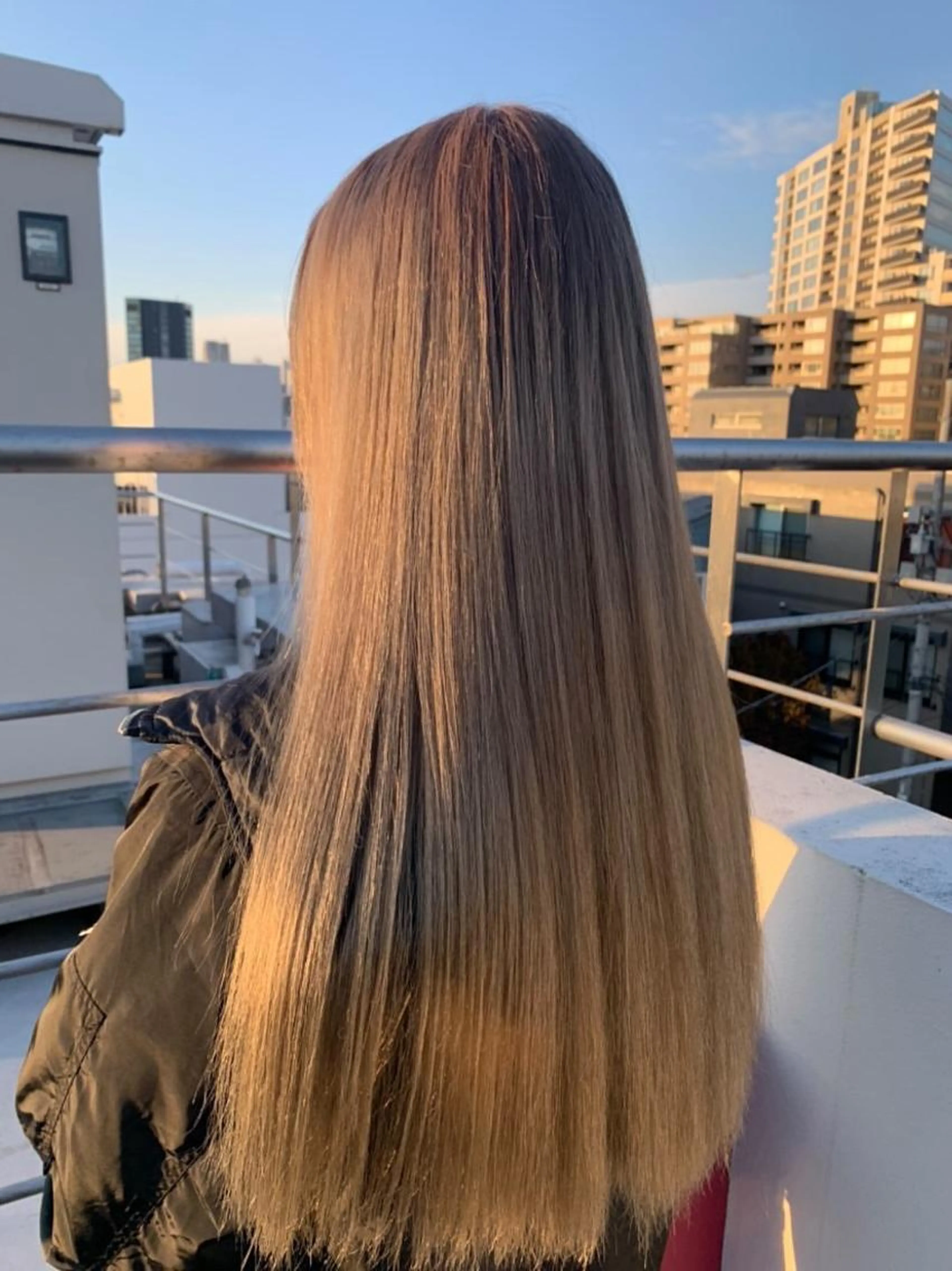 🌿ハイブリーチカラー🌿しっかりハイトーンにしたい方✨【ハイブリーチ+カラー+TOKIOトリートメント】の写真