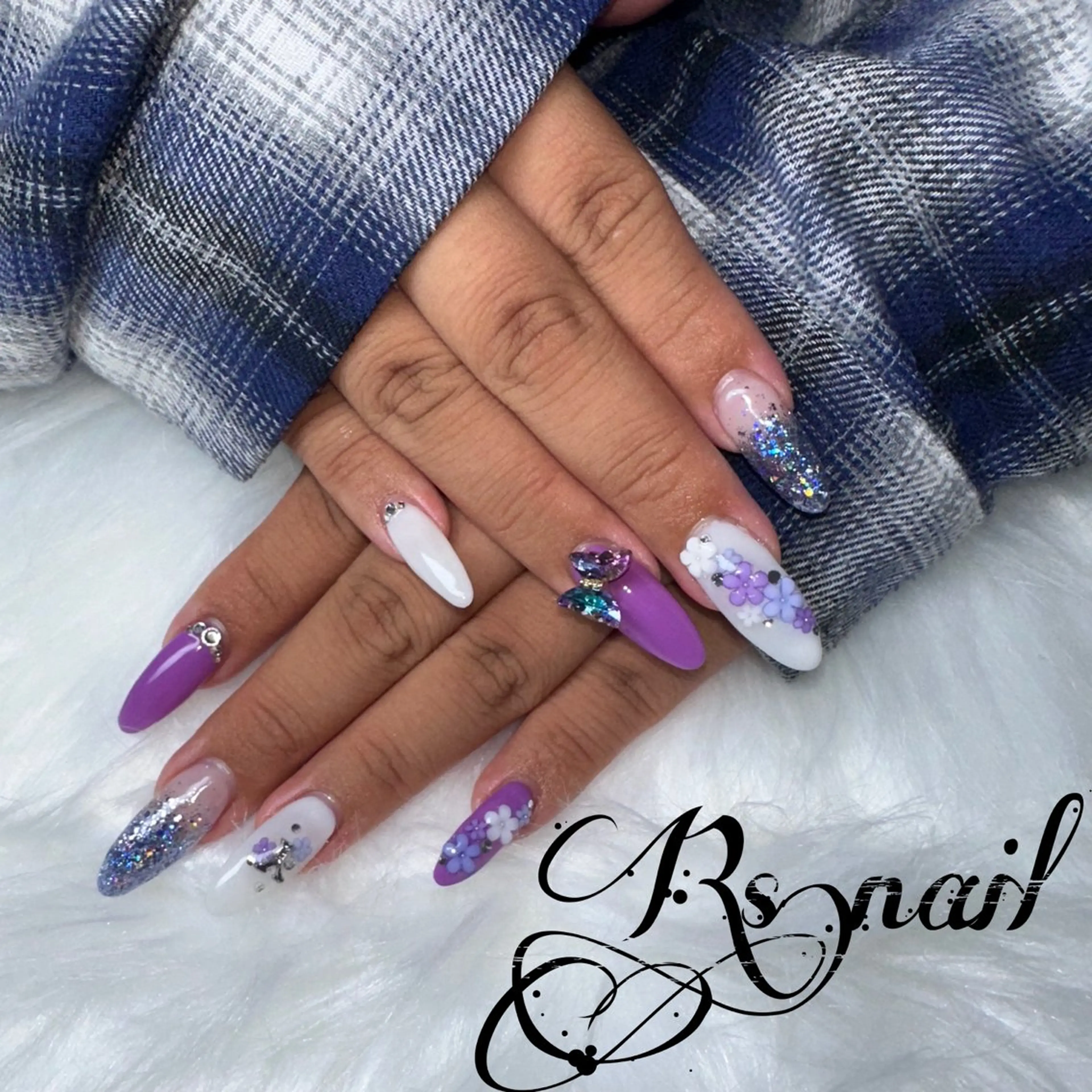 新規限定 ジェルネイルの写真