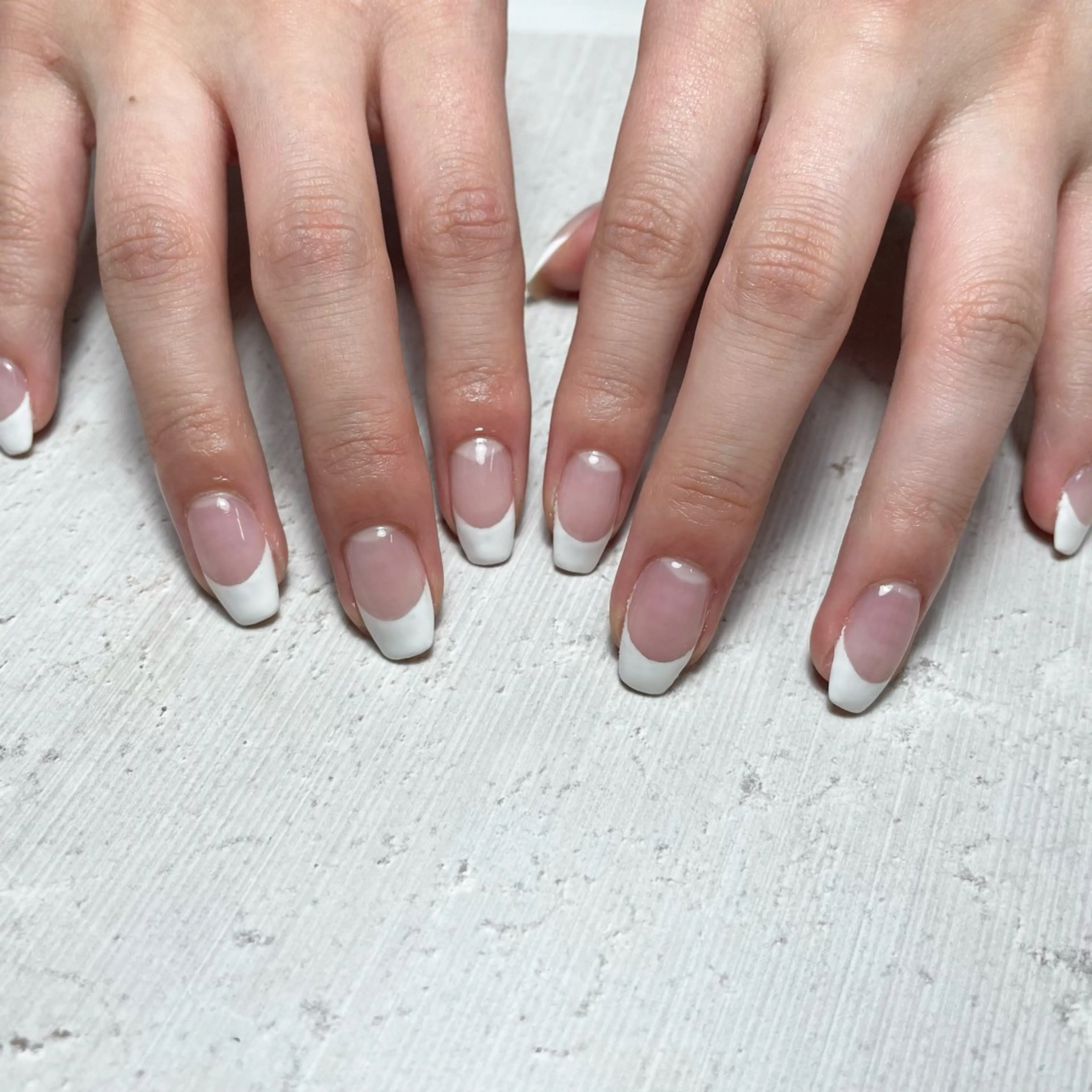 ネイル フレンチネイル 💐irisée fleur中居のネイルデザイン