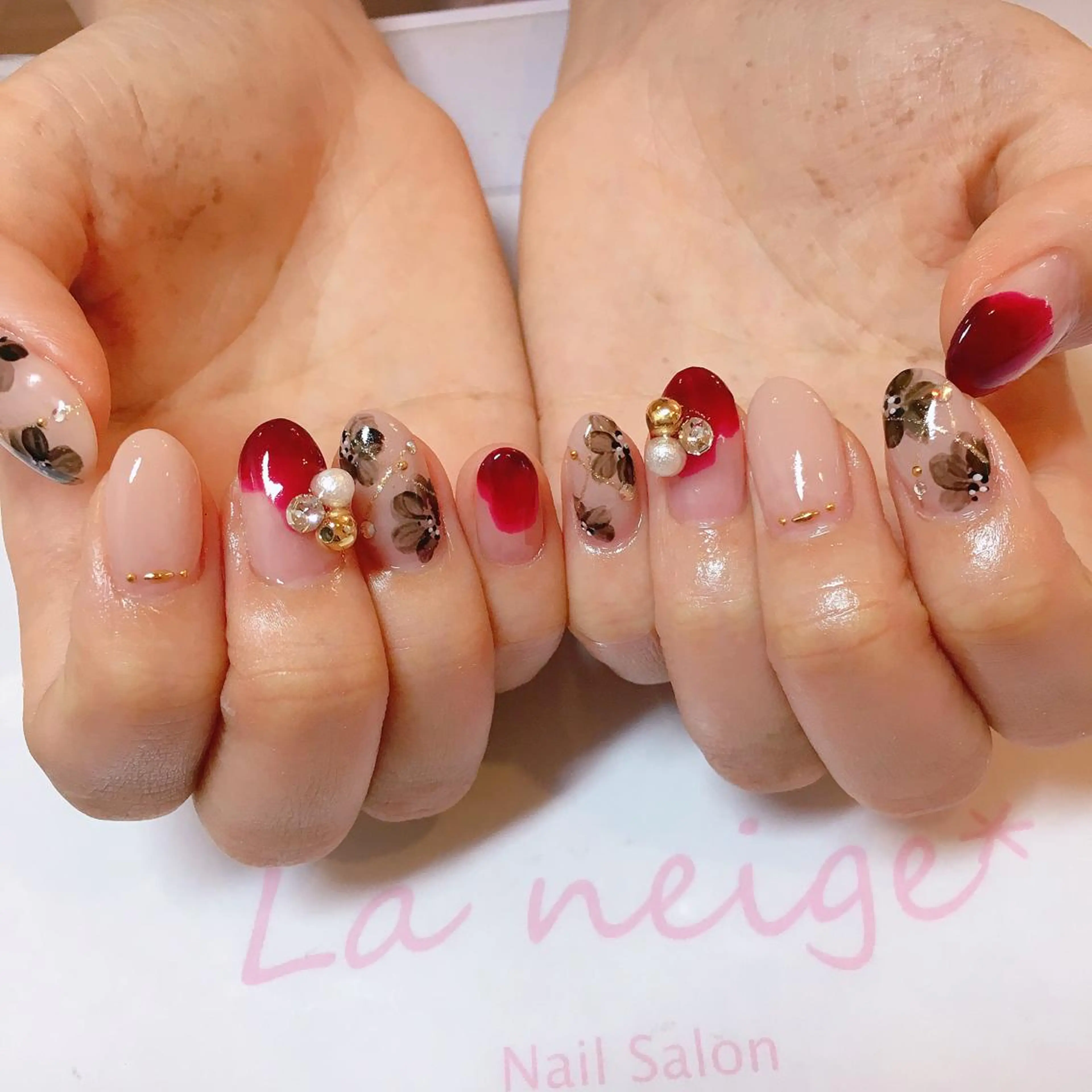 ネイル La neige* yuki 🐩🌙のネイルデザイン