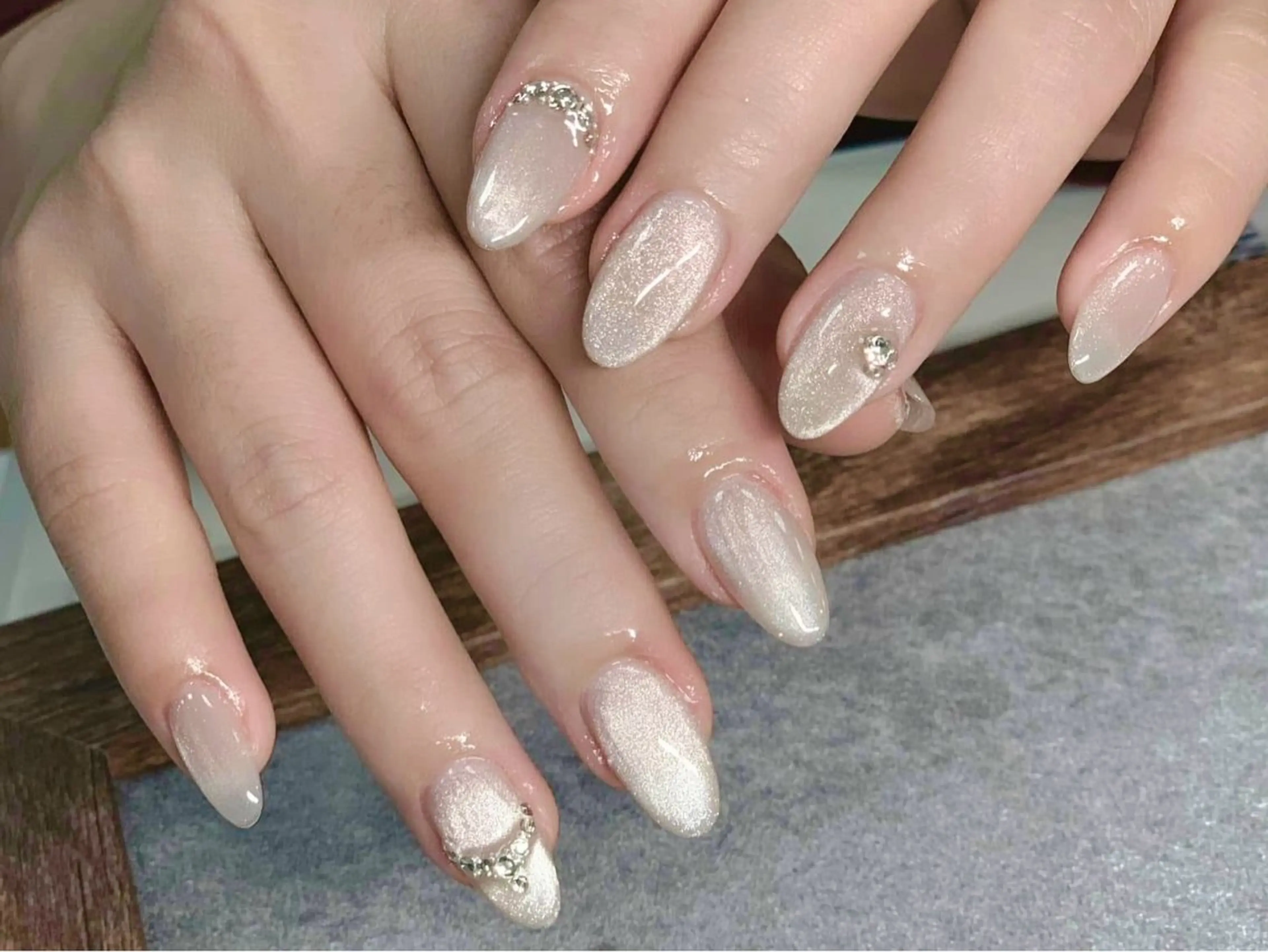 ネイル Mira Nail Studioのネイルデザイン