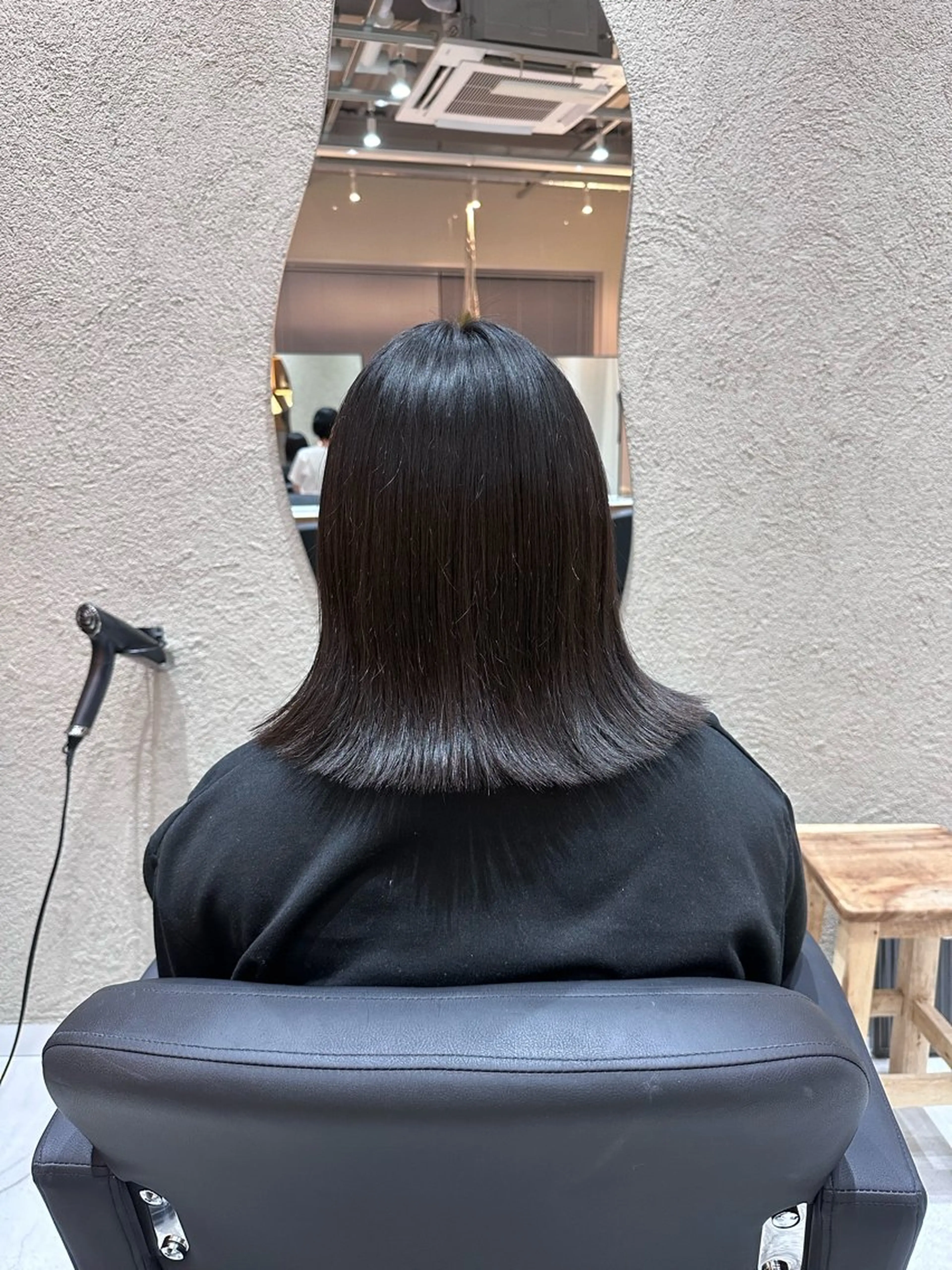 ミディアム Shiro RENのヘアスタイル