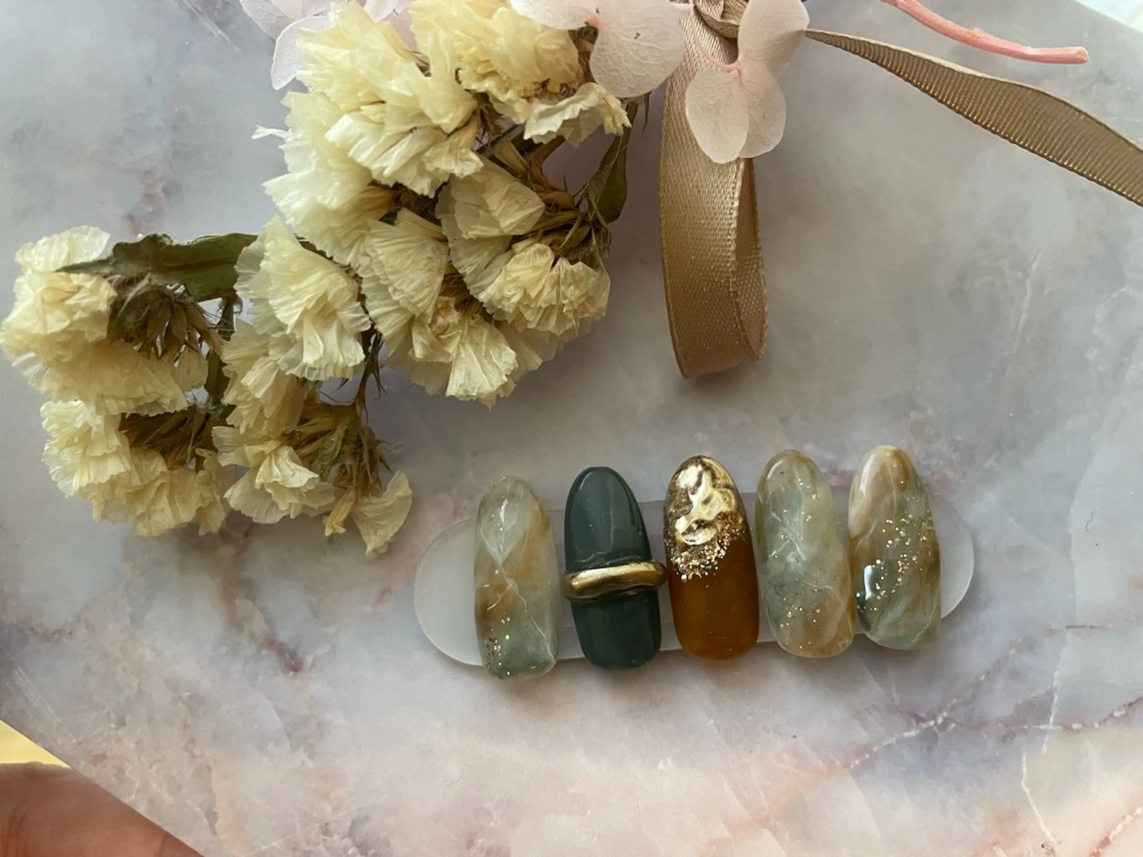 ネイル ハンドネイル M. KOTOMIのネイルデザイン