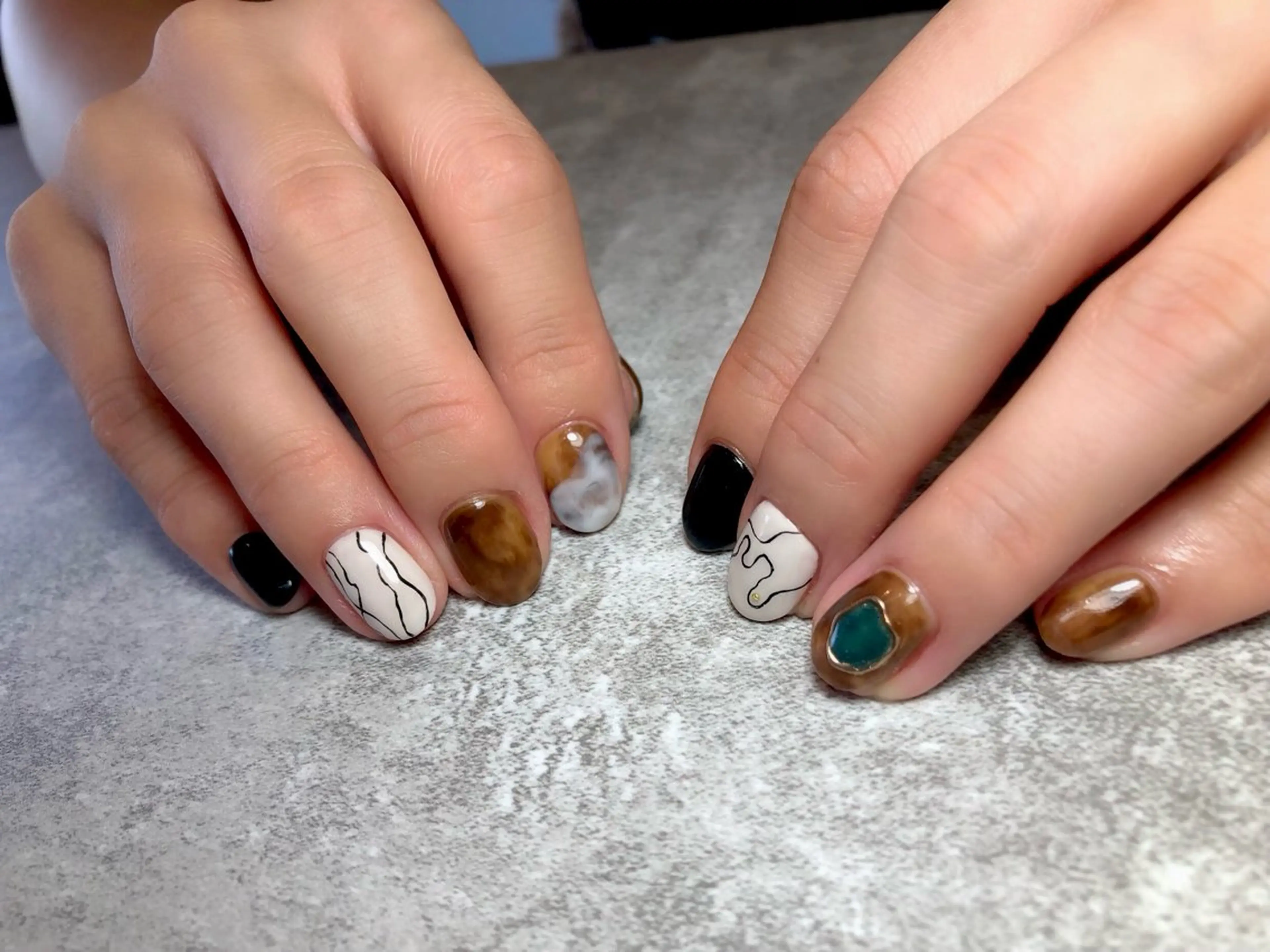 ネイル 持ち込み Adore nailのネイルデザイン