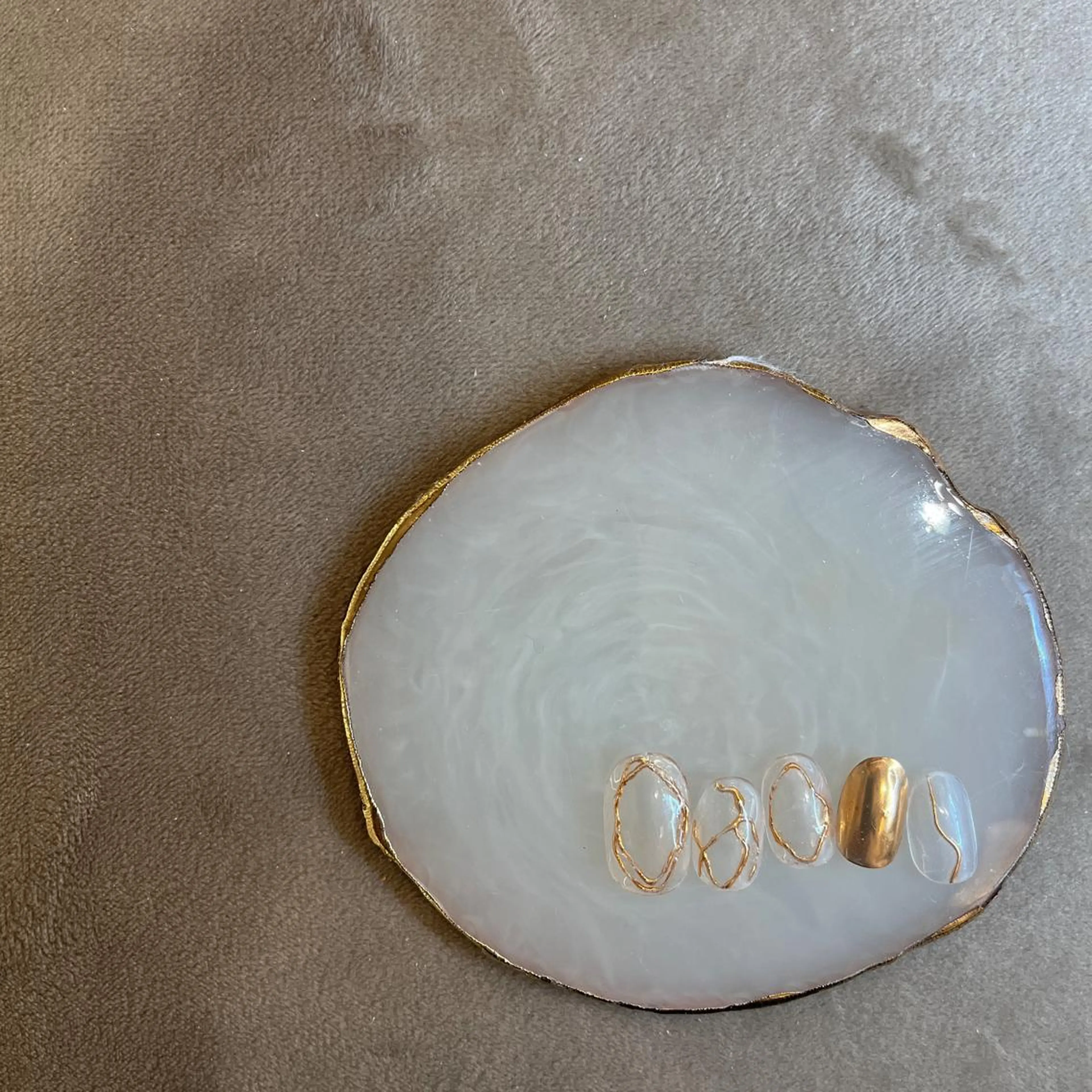 ネイル ミラーネイル フリーランス¨̮⃝ ネイリストOKADAのネイルデザイン